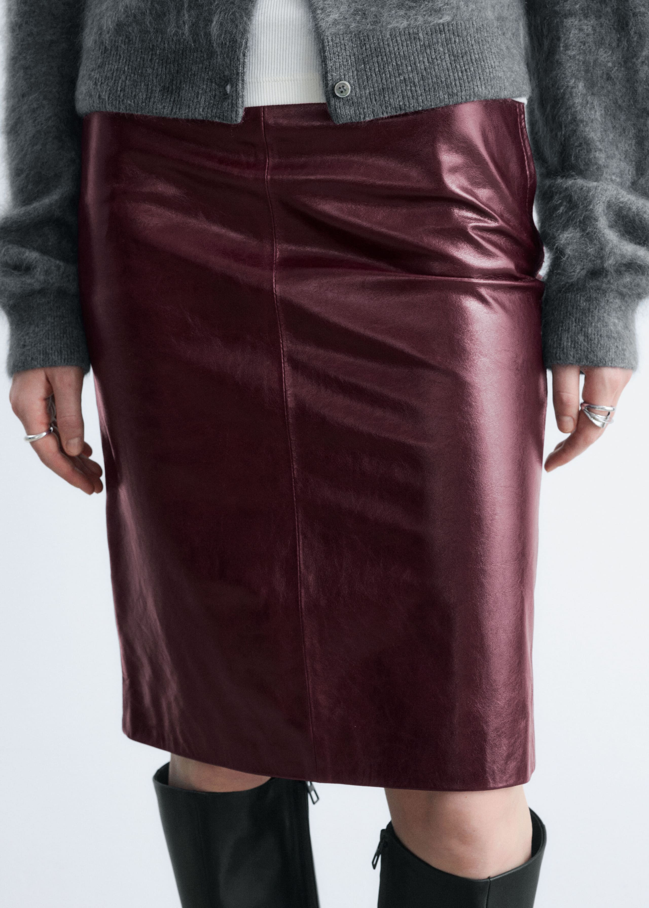 Gonna a tubino in nappa - Bordeaux - Lookbook