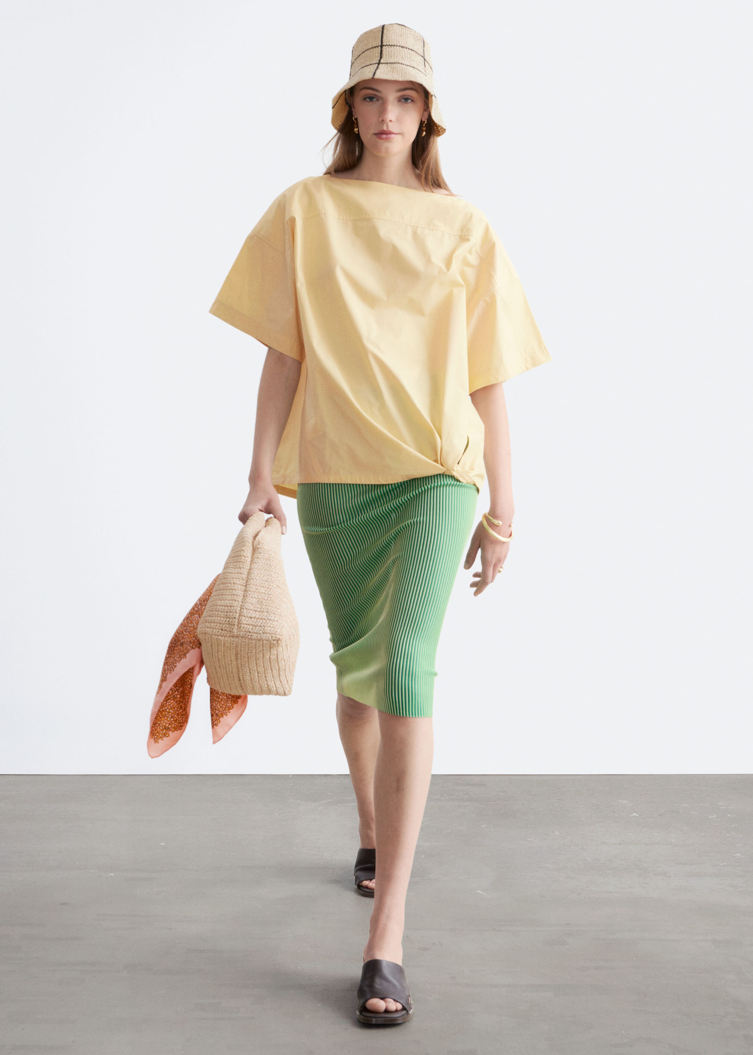Tie-Hem Cotton Top - Light Beige - Lookbook