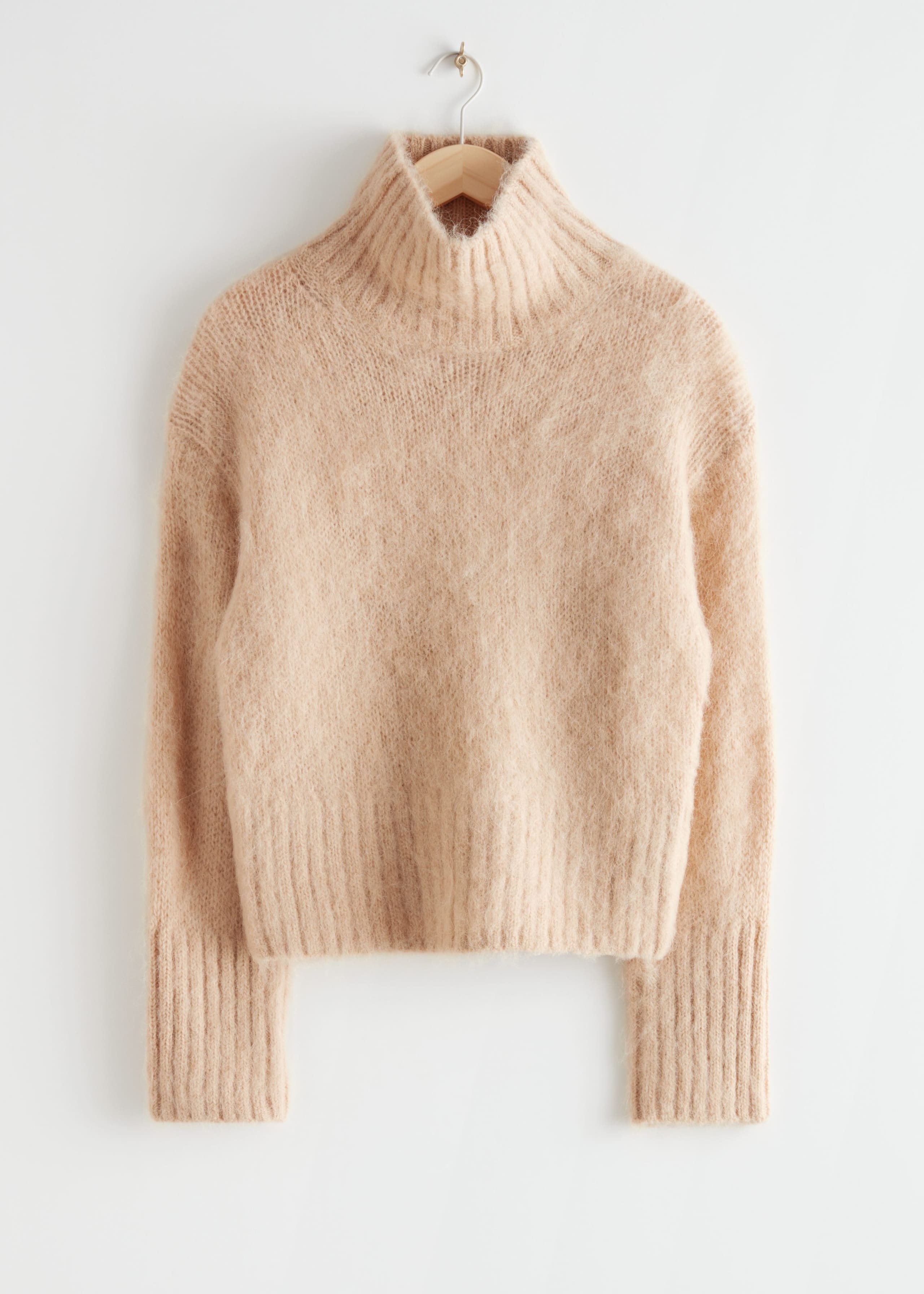 Fuzzy Turtleneck Knit Jumper - Beige - Bodegón