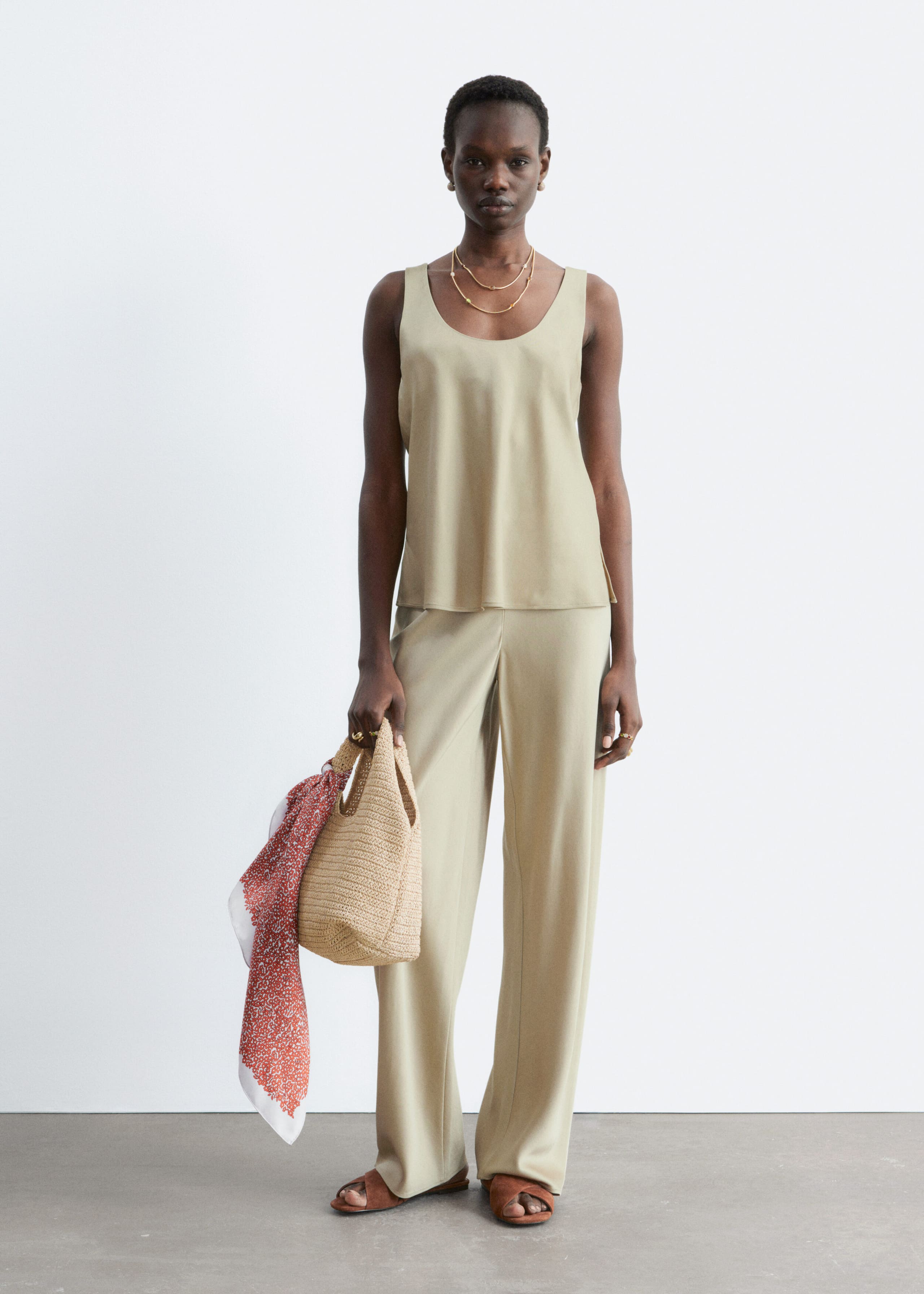 Image of Pantalones de sarga con cordón de ajuste