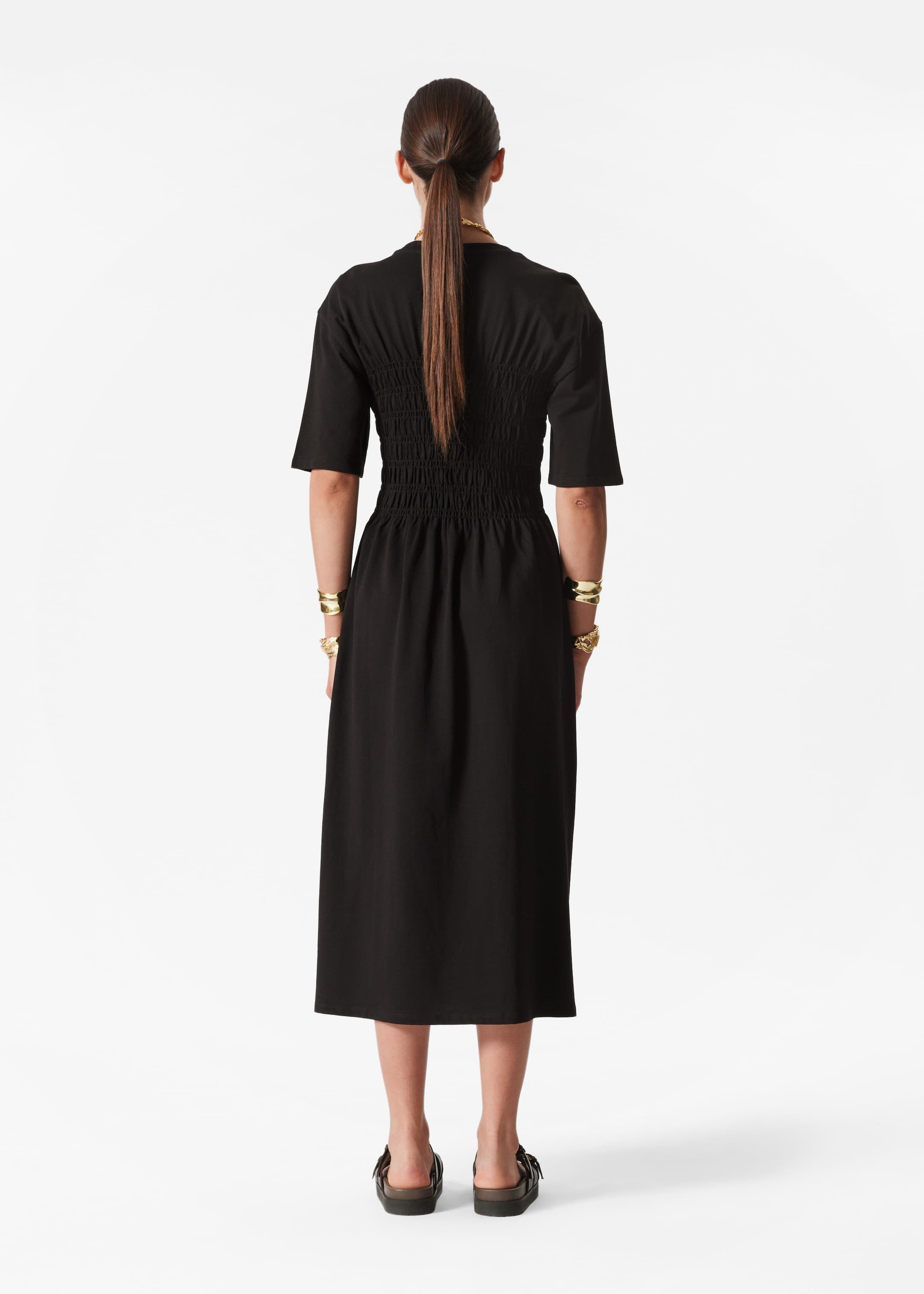 Vis større bilde: Midikjole med vaffelsøm - Svart - DAME | H&M NO 3