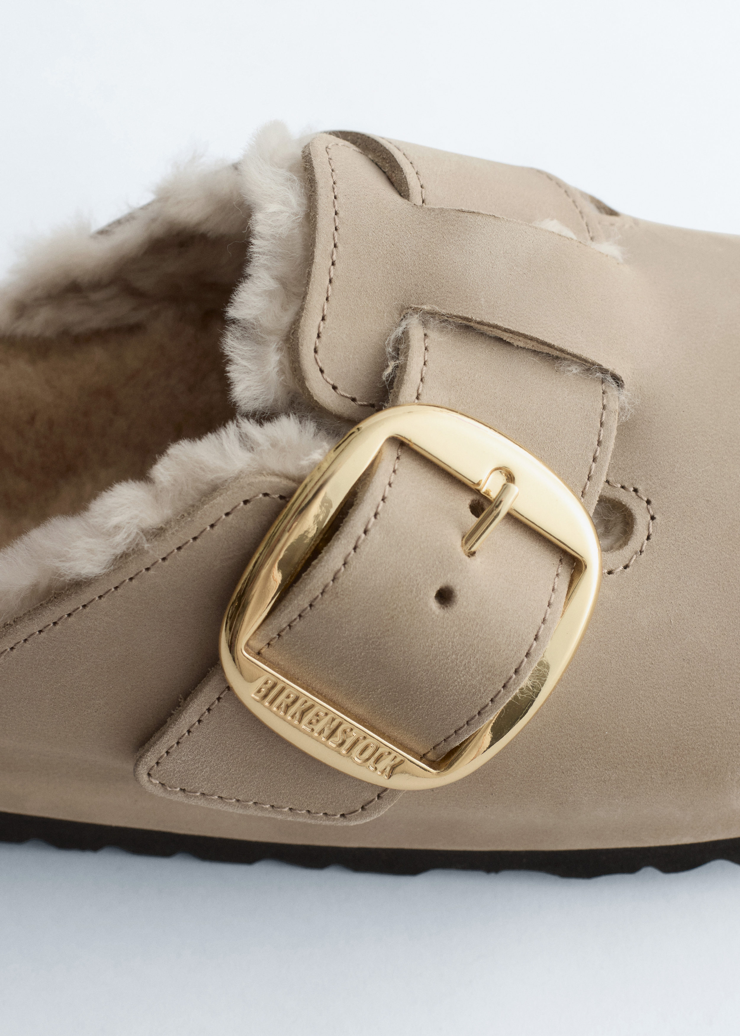 Birkenstock Boston Big Buckle Shearling - Taupe - & Other Stories NL
