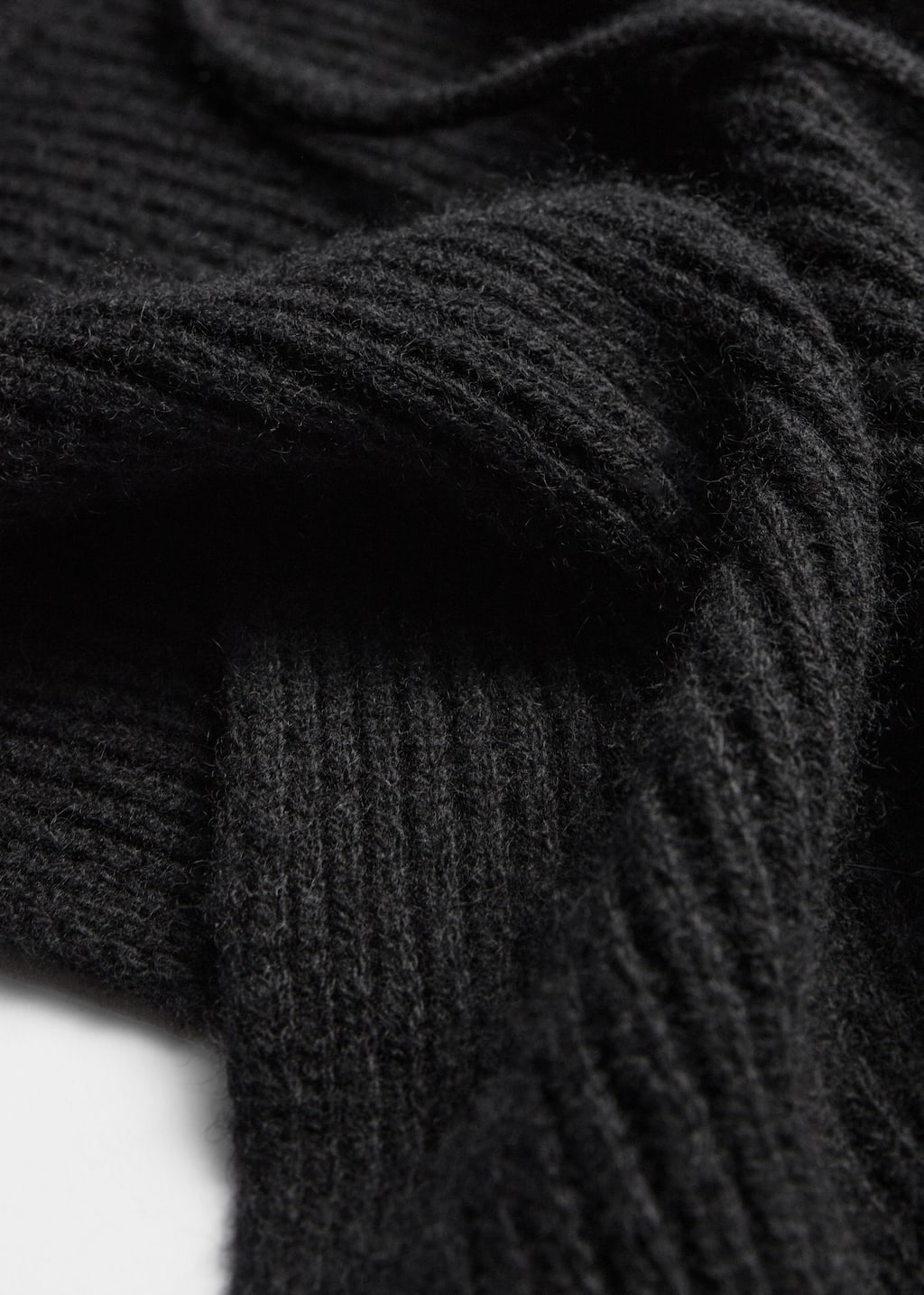 Image of Hooded Wool Collar