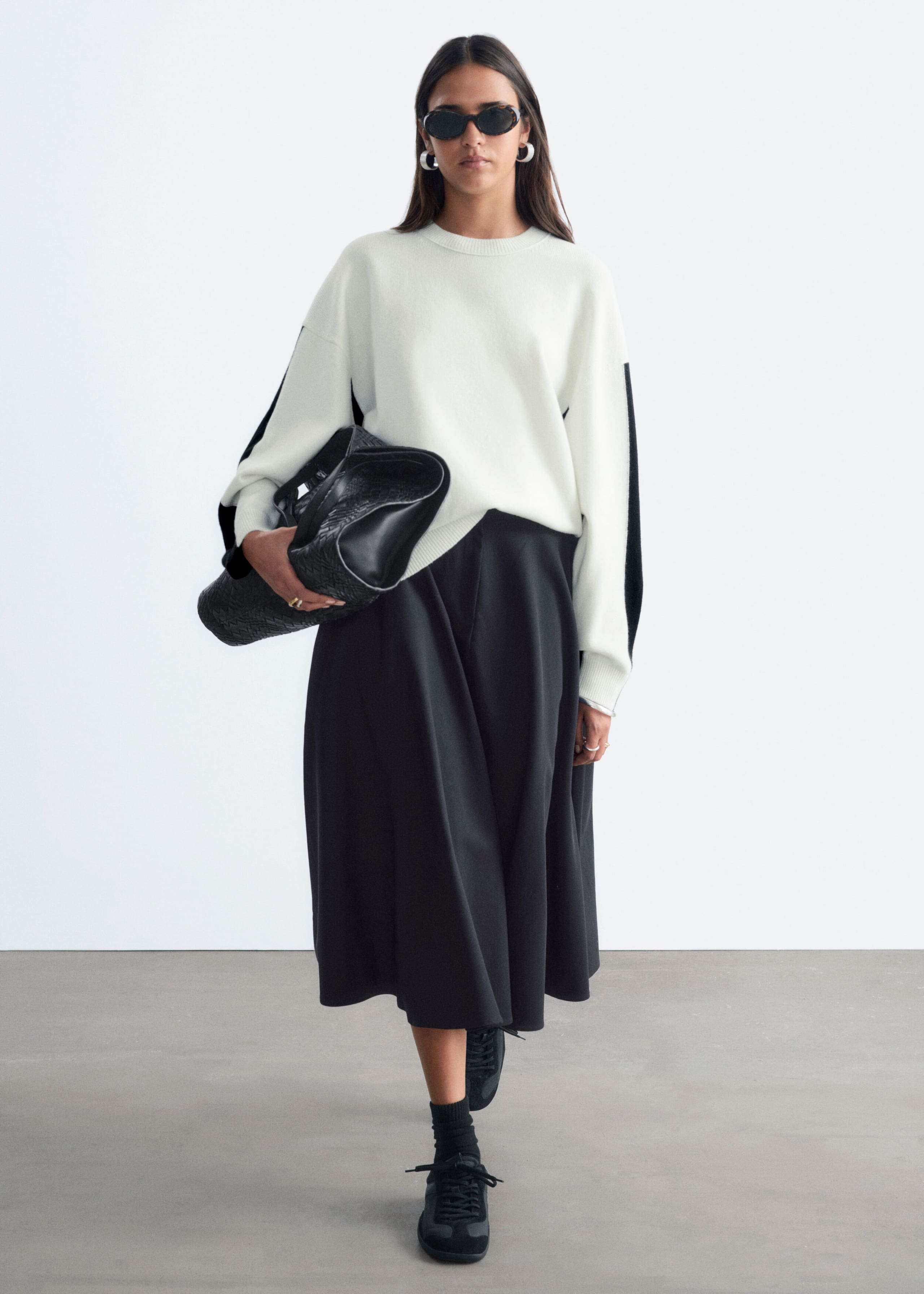 Oversized Knit Sweater - Off White/Black - Lookbook