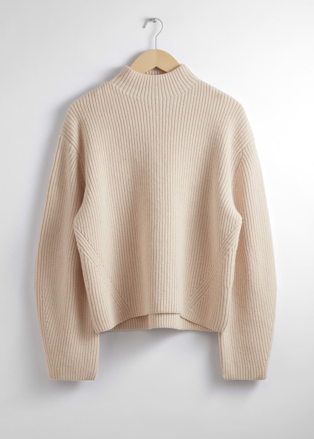 Maglione a lupetto in lana merino - Cream - Natura morta