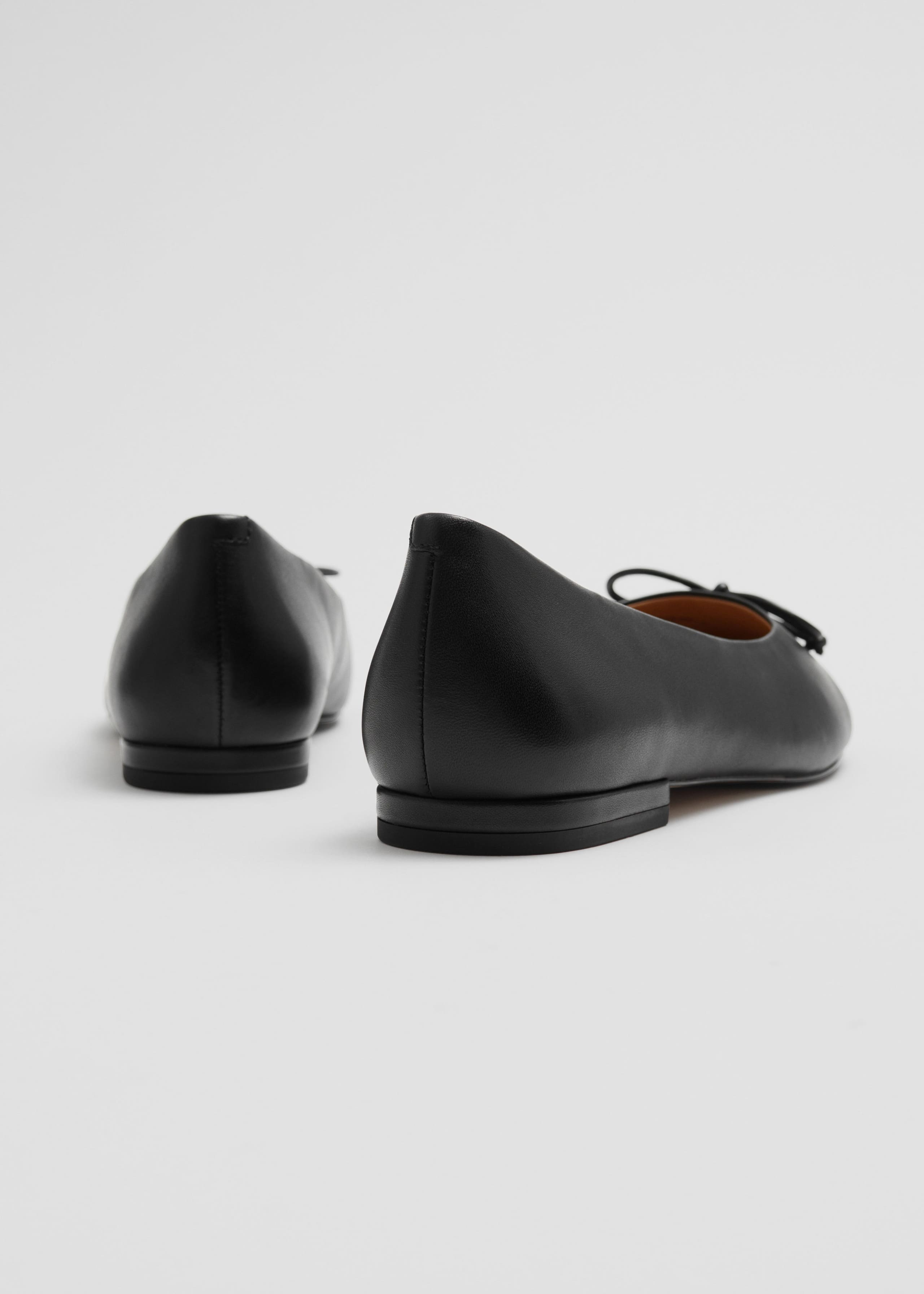 Leather Ballet Flats - {{variantName}} - Descriptive Detail