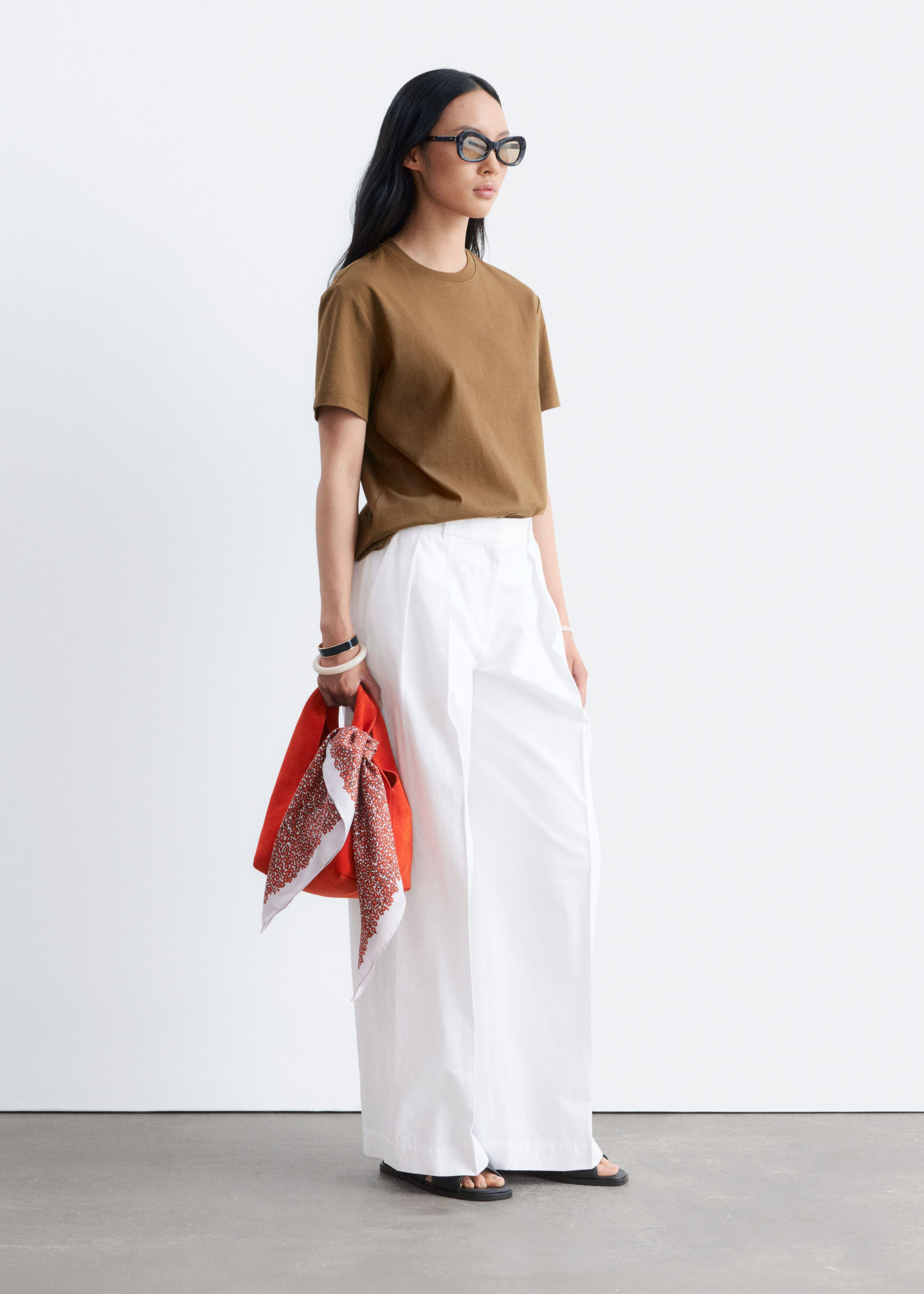 Cotton Crew-Neck T-Shirt - Brown - Lookbook