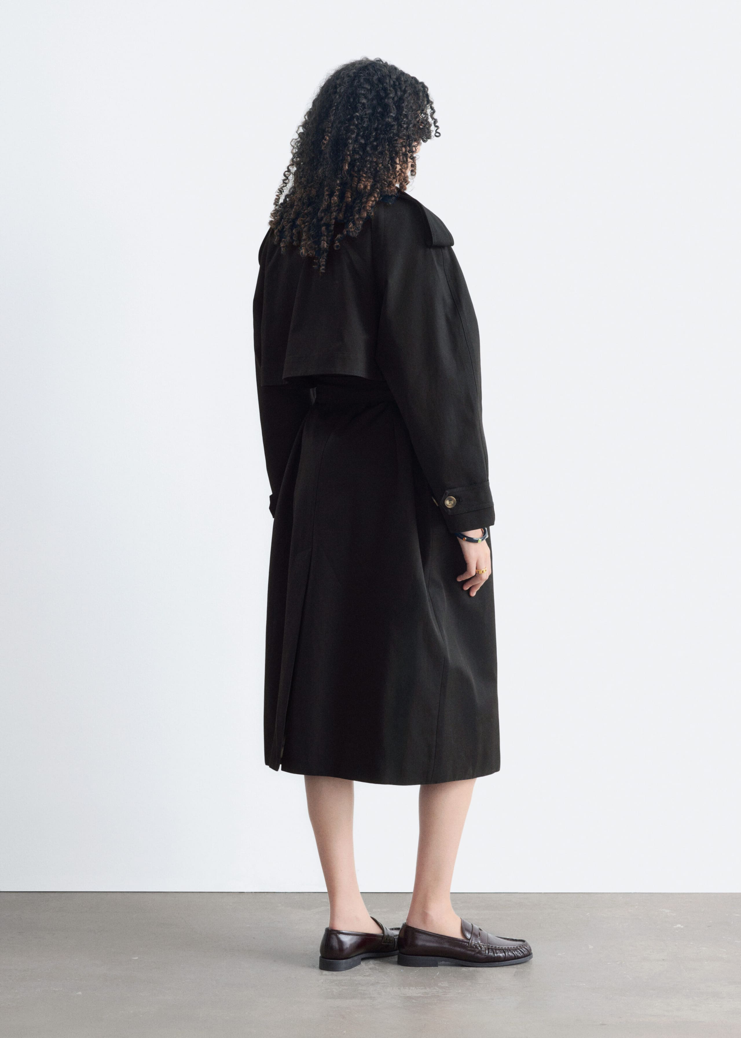 Relaxed Trench Coat - Black - Lookbook