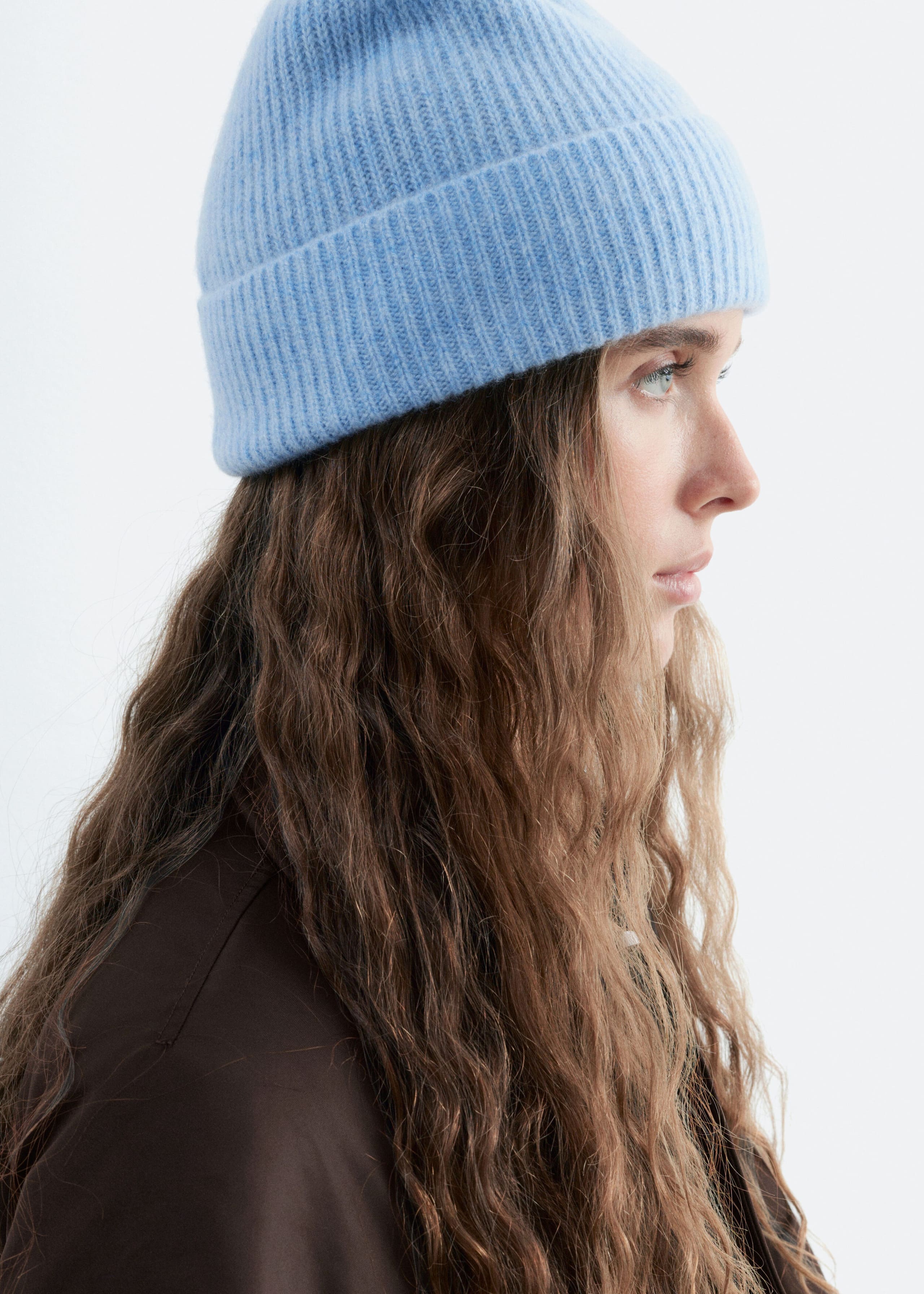 Cashmere Beanie - Black - Lookbook