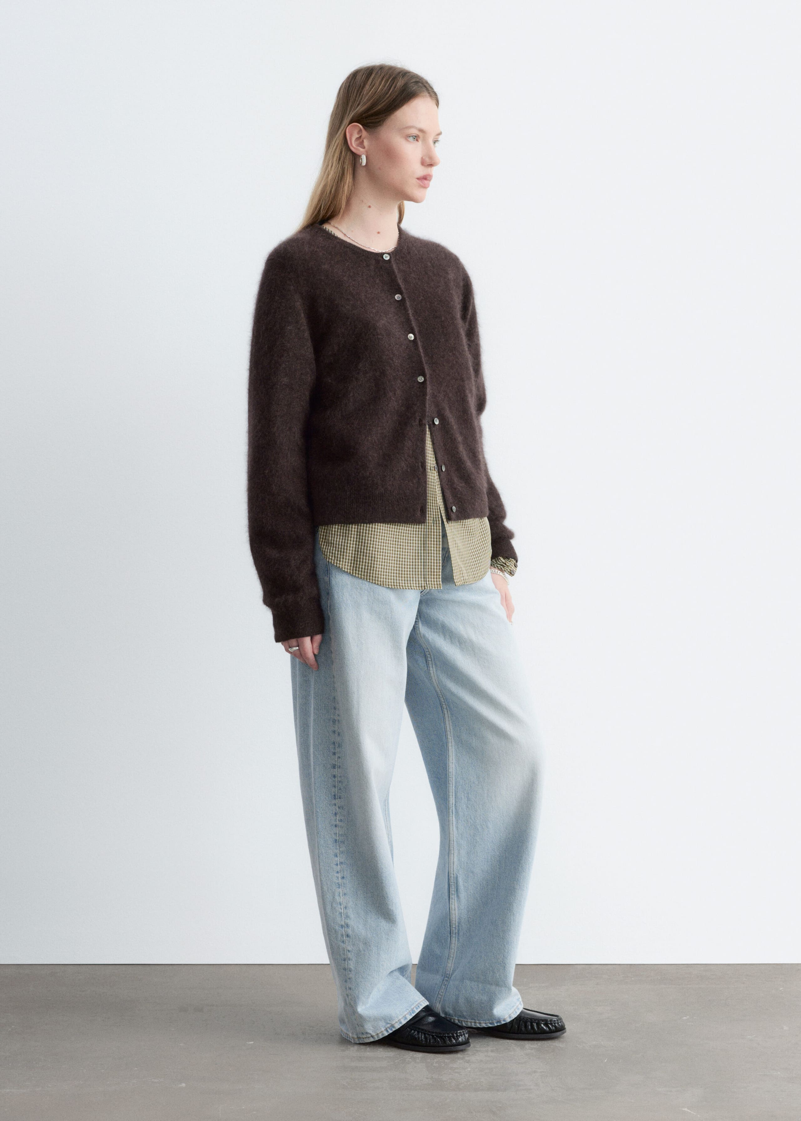 Brushed Cashmere Cardigan - Grey - Lookbook