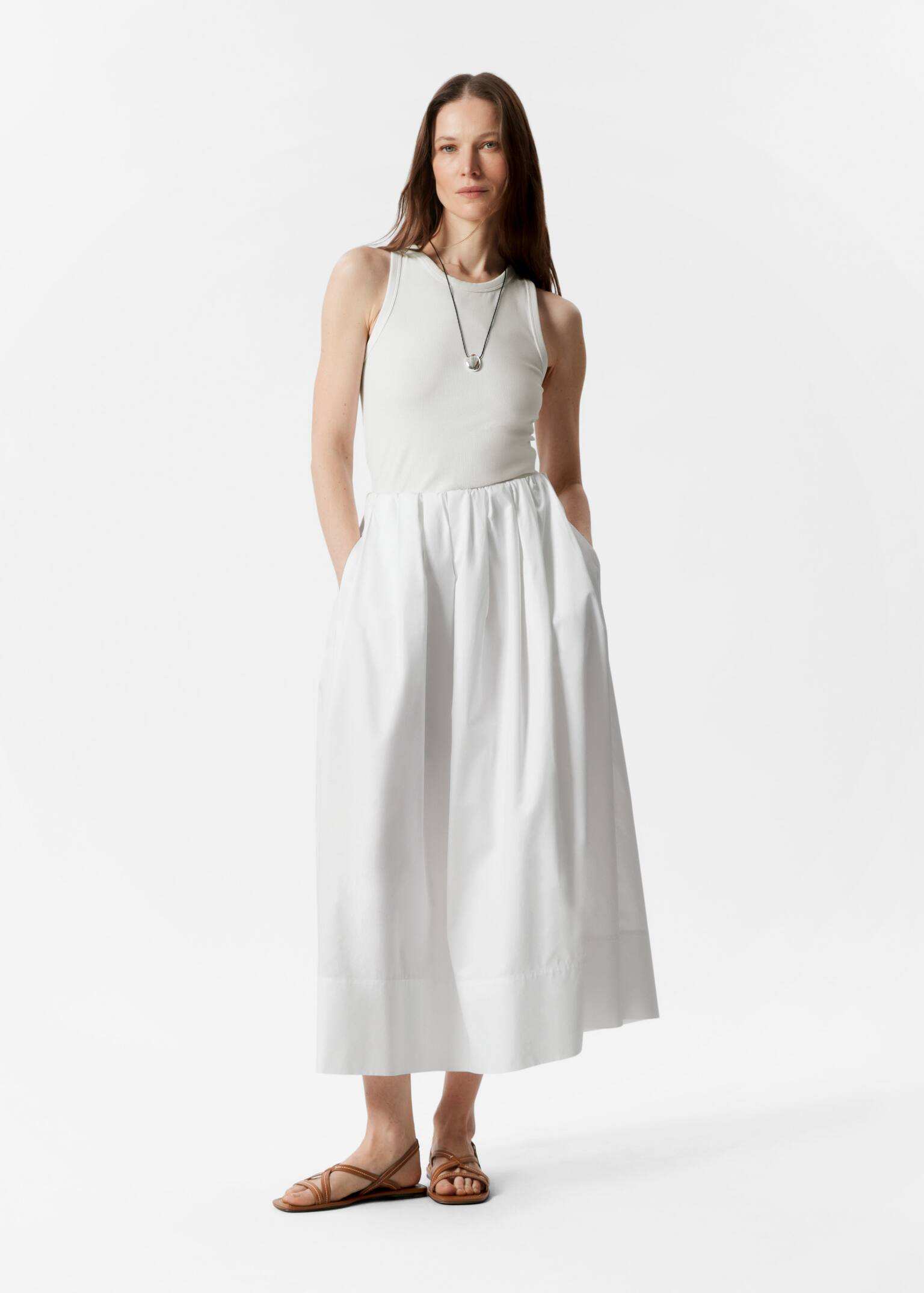 Saia midi evasê - Branco/Preto