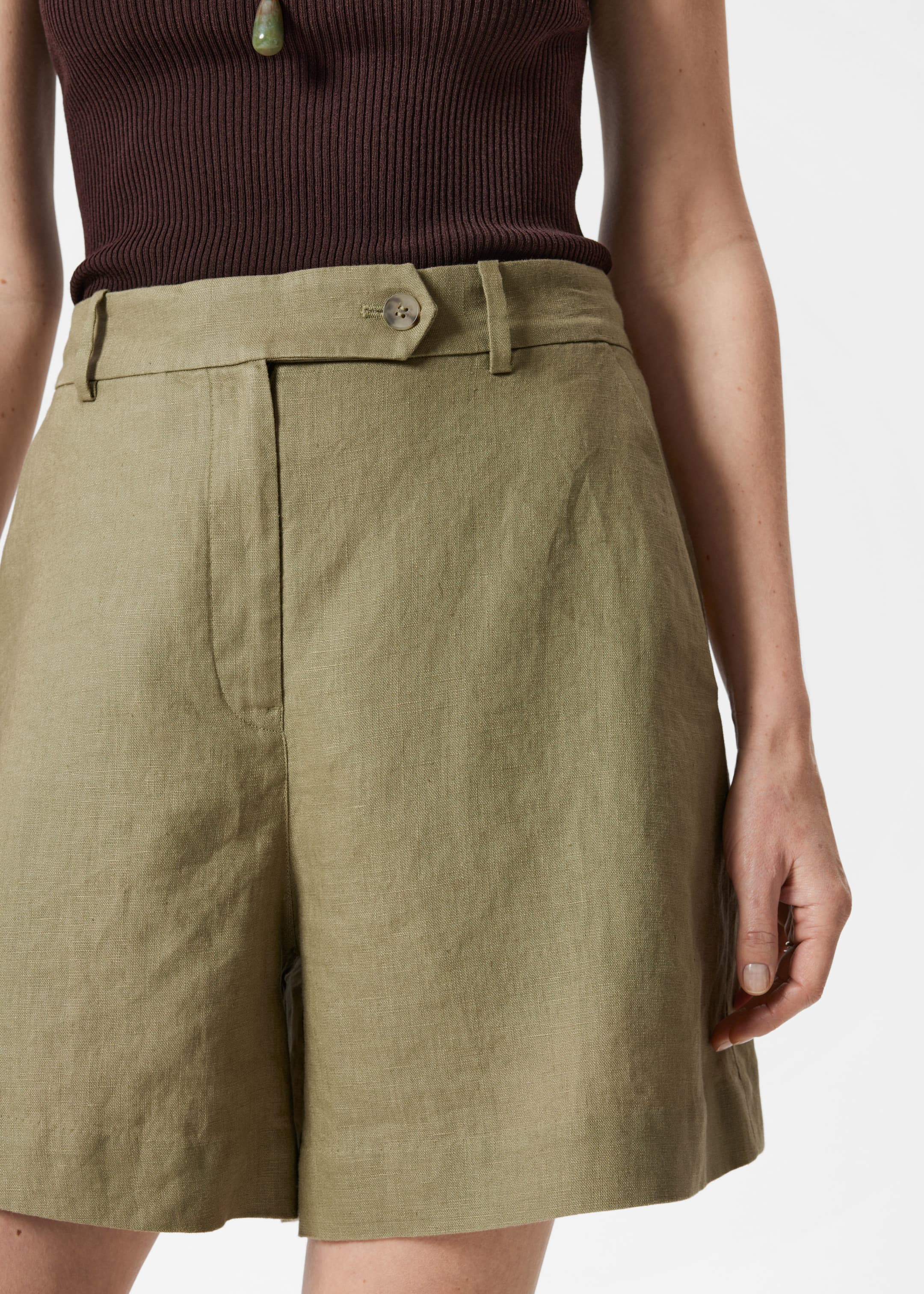 Vis større bilde: Linshorts - Khakigrønn - DAME | H&M NO 2