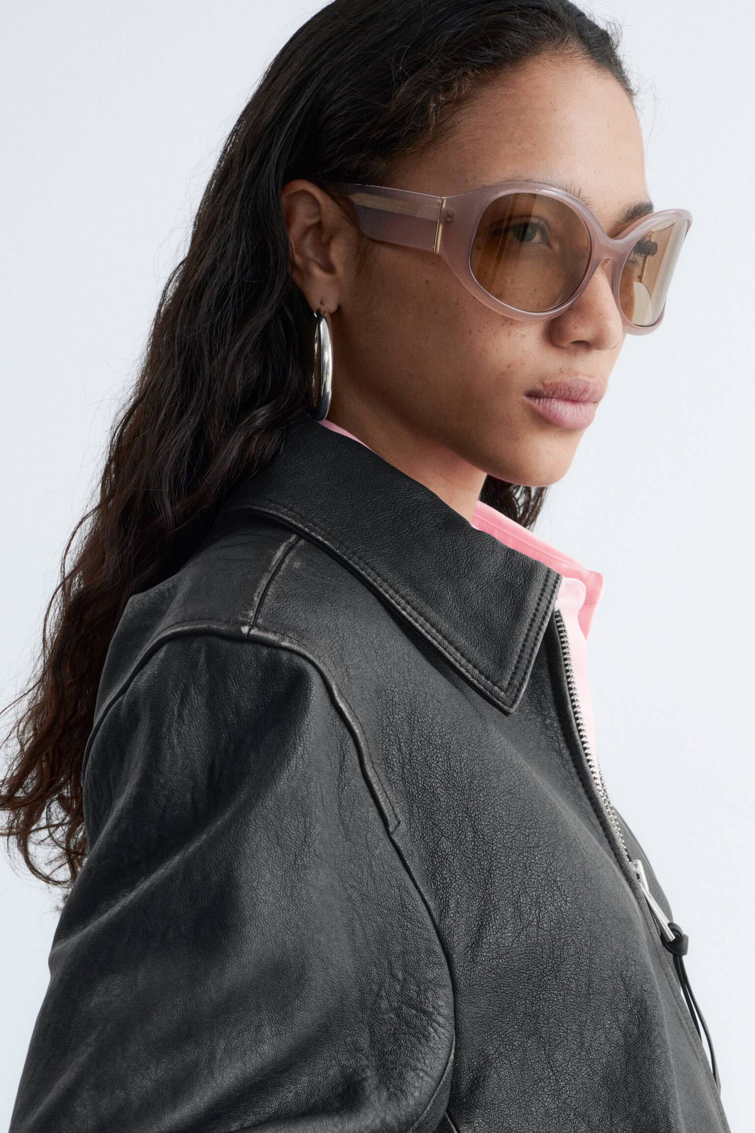 Lunettes de soleil oversize à monture ovale - Rose poudré/Noir/Gris - 1