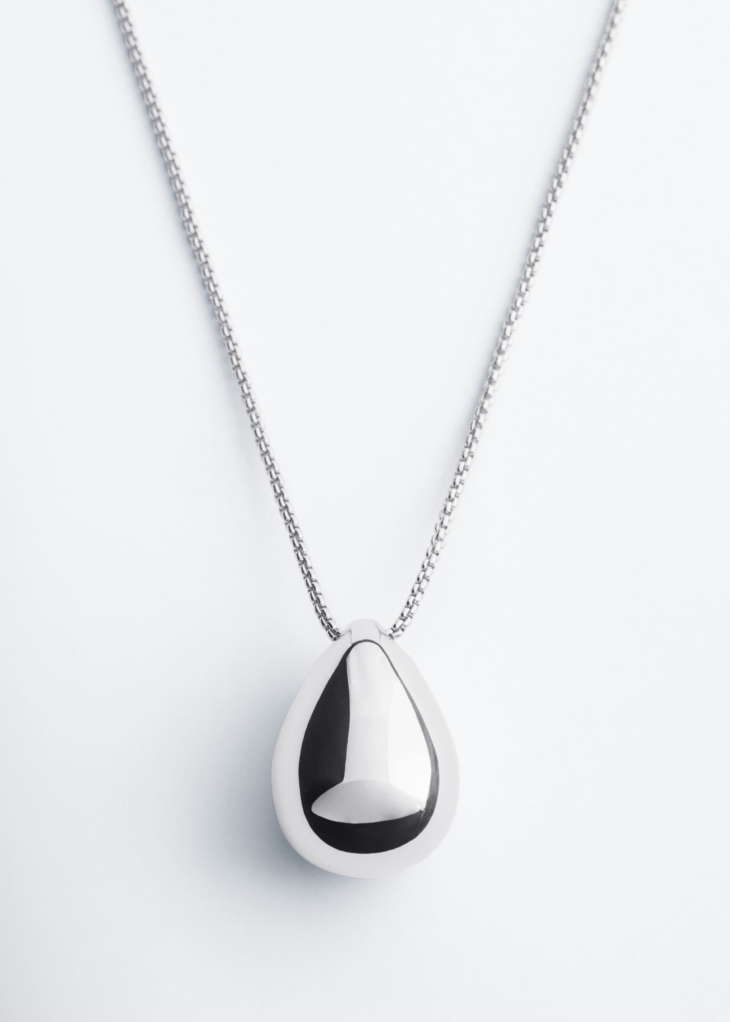 Drop Pendant Necklace - {{variantName}} - Descriptive Detail