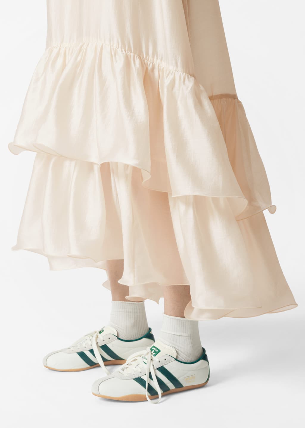 Image of Schulterfreies Maxikleid mit Rüschen
