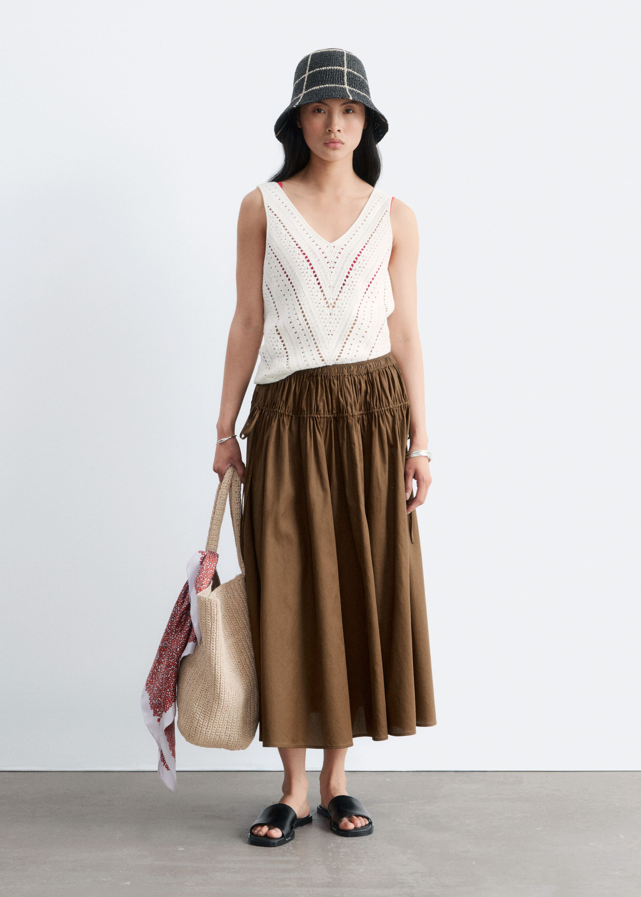 Haut crocheté à col en V - Blanc - Lookbook