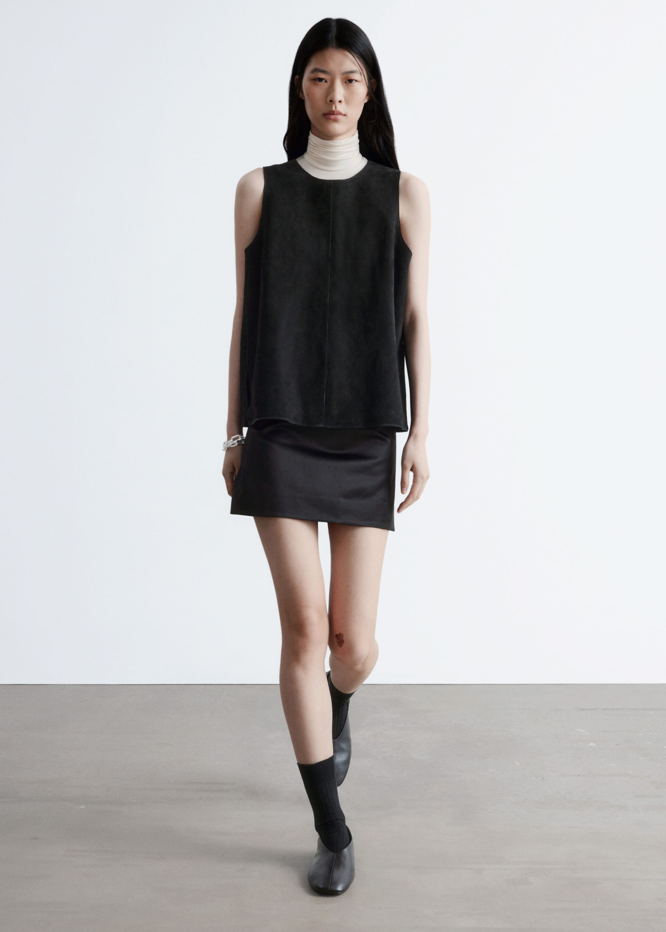 Image of Oberteil mit Oversized-Passform aus Veloursleder