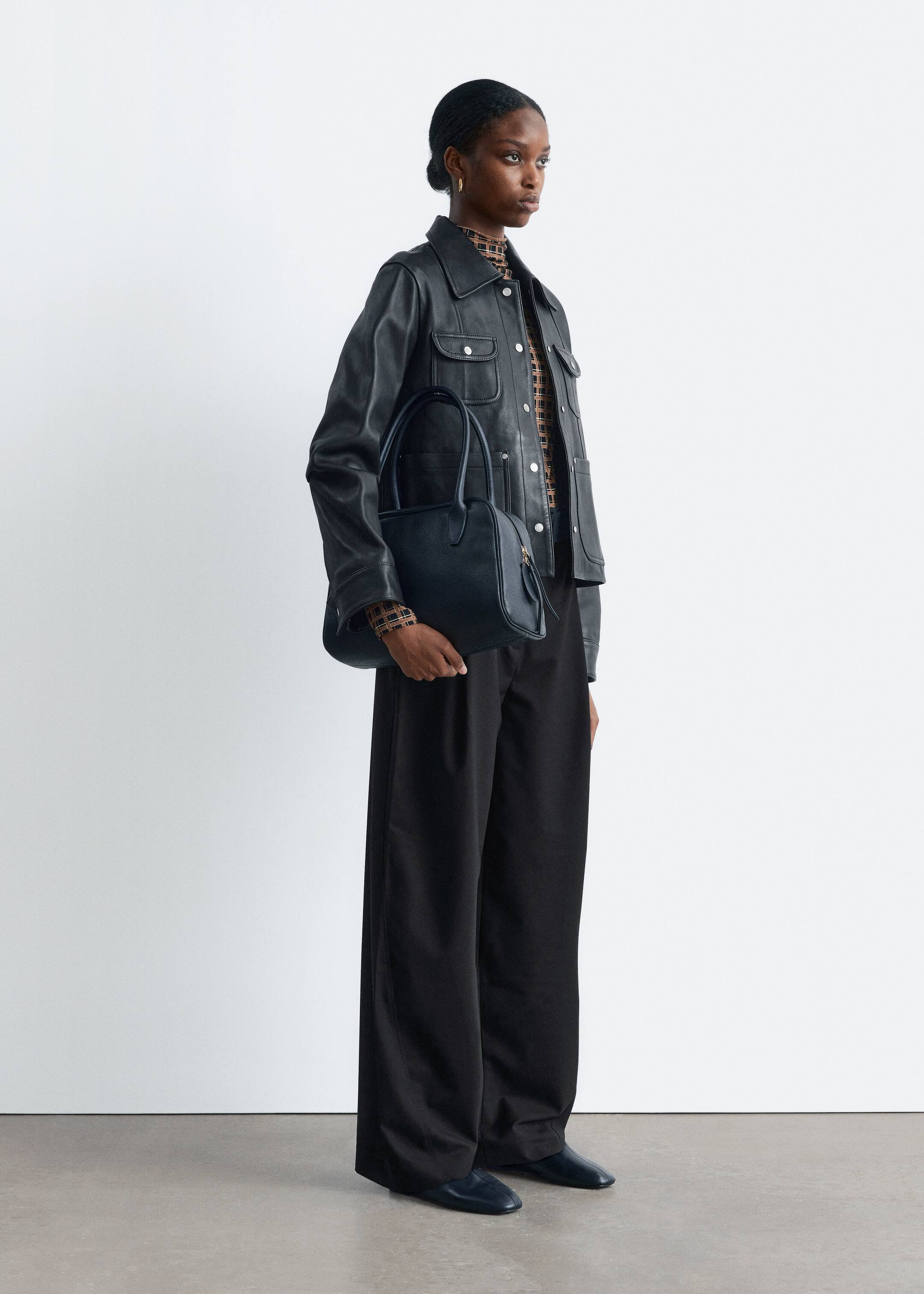 Grotere afbeelding bekijken: Elegante broek met gebogen pijpen - Zwart - DAMES | H&M NL 4