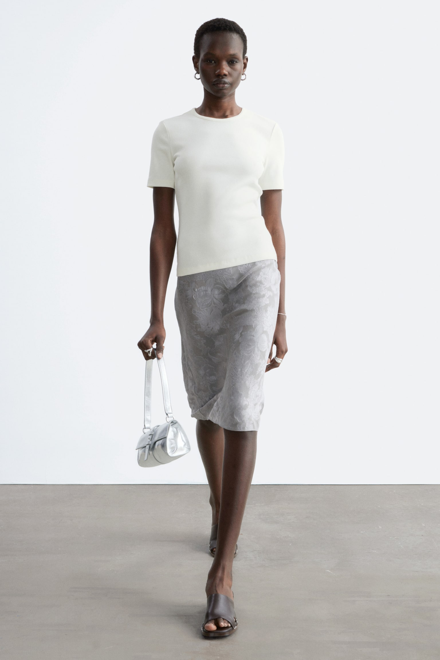 Rebrované tričko - Biela/Tmavohnedá/Tmavozelené/béžové pruhy/Béžová/Hnedá/Pruhy - 6