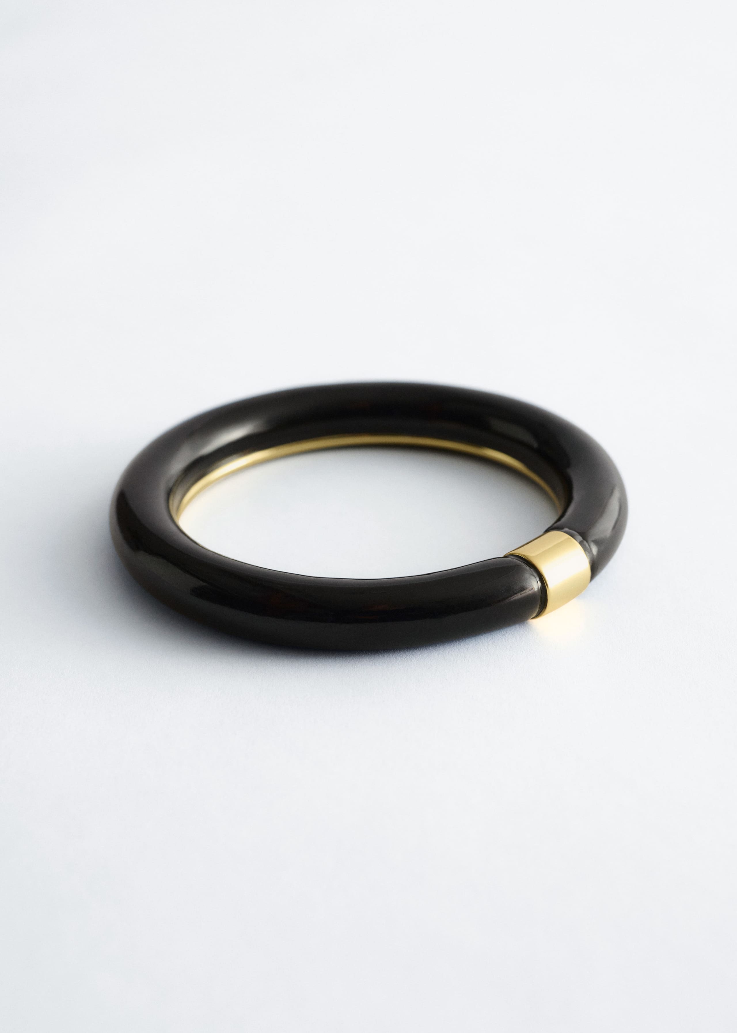 Contrast Metal Resin Bangle