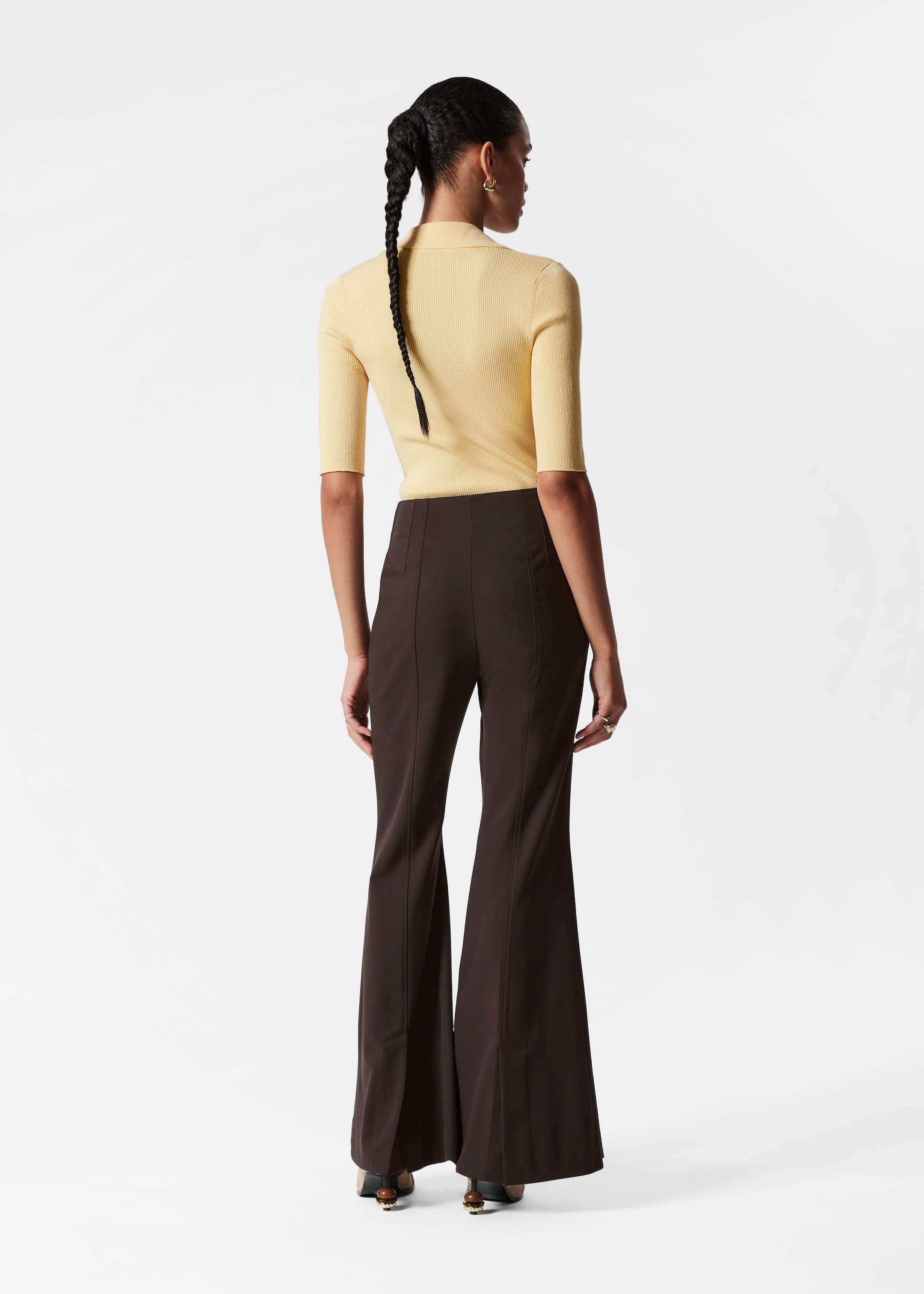 Visa större bild: Kortärmad topp med krage - Gul - DAM | H&M SE 4
