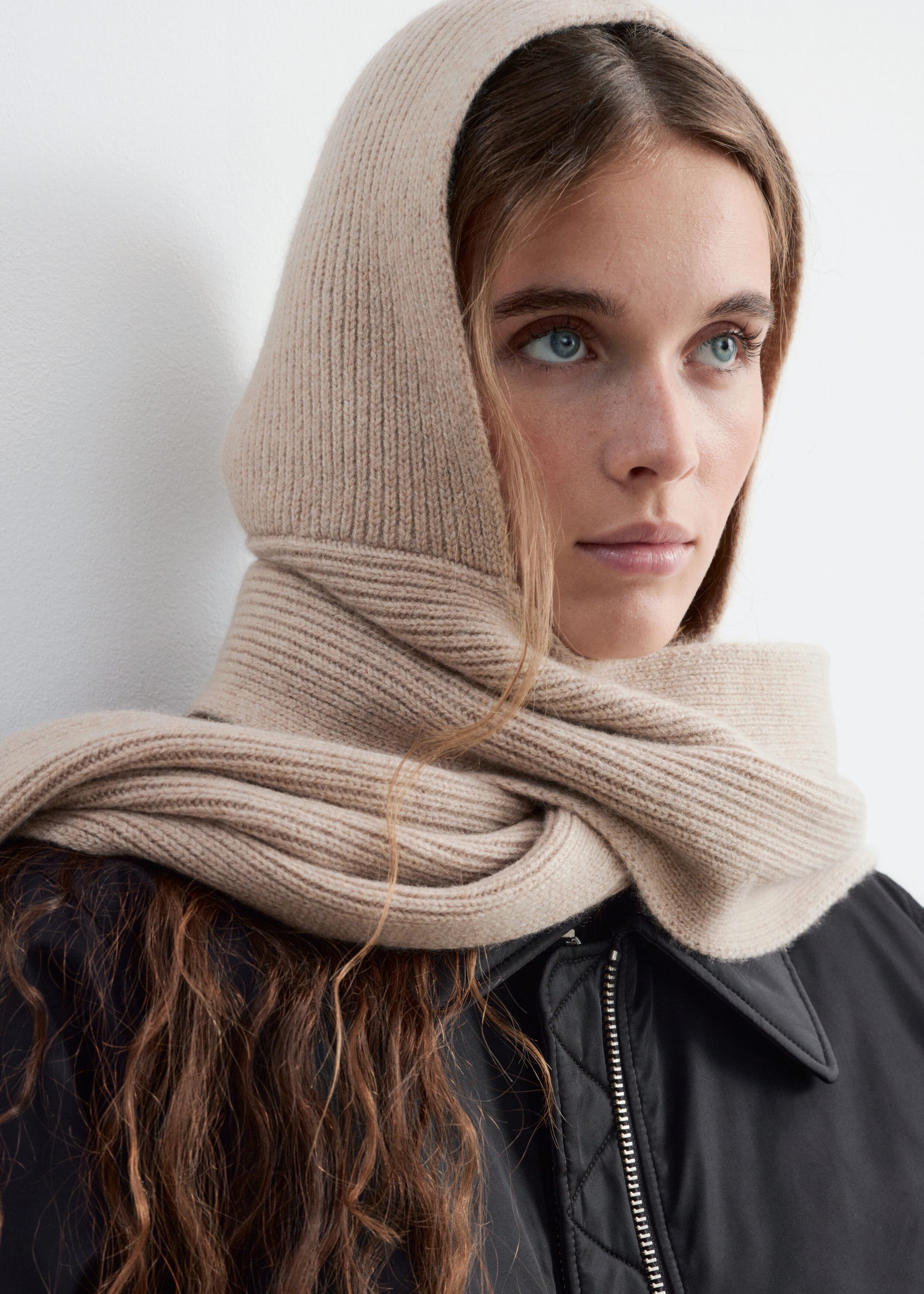 Hooded Wool Scarf - Beige - Still Life