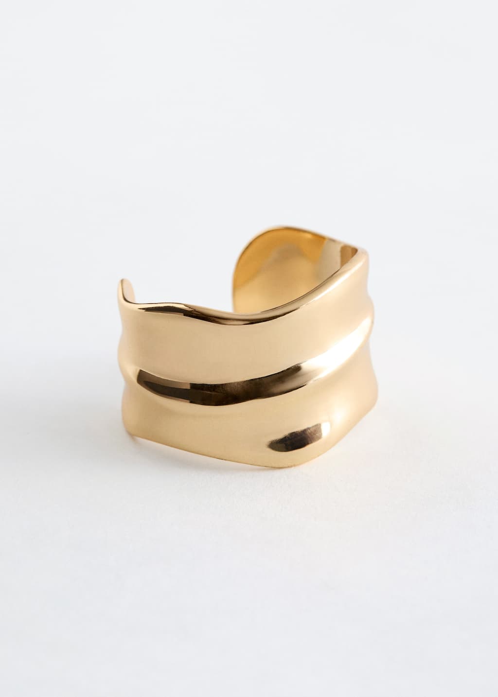 Vågigt armband