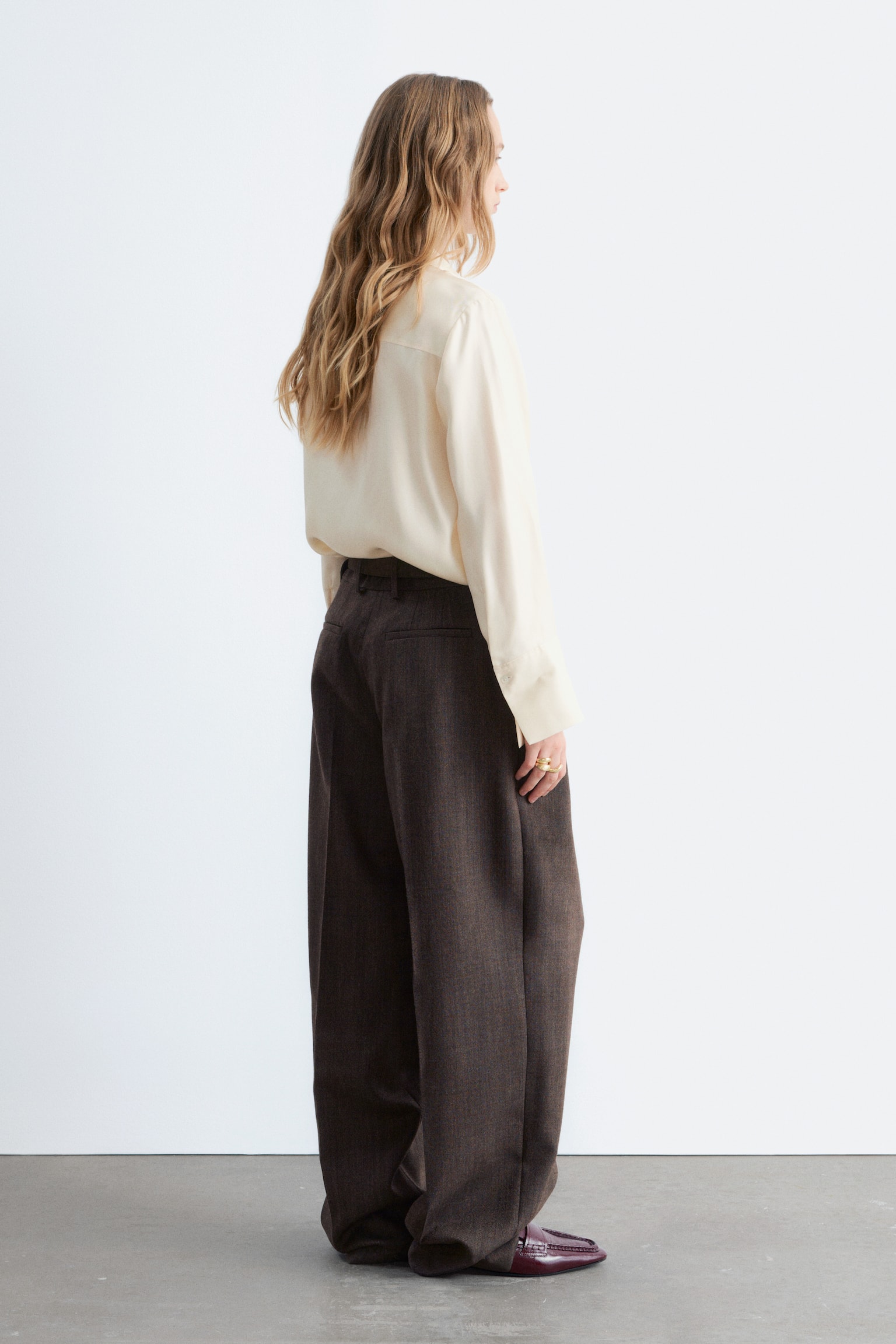 Uldbukser med pressefolder - Mørkebrun - 5