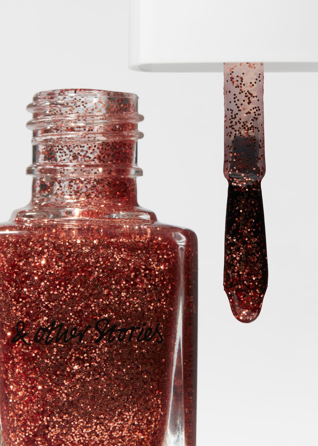 Laca de uñas - {{variantName}} - Detalle descriptivo