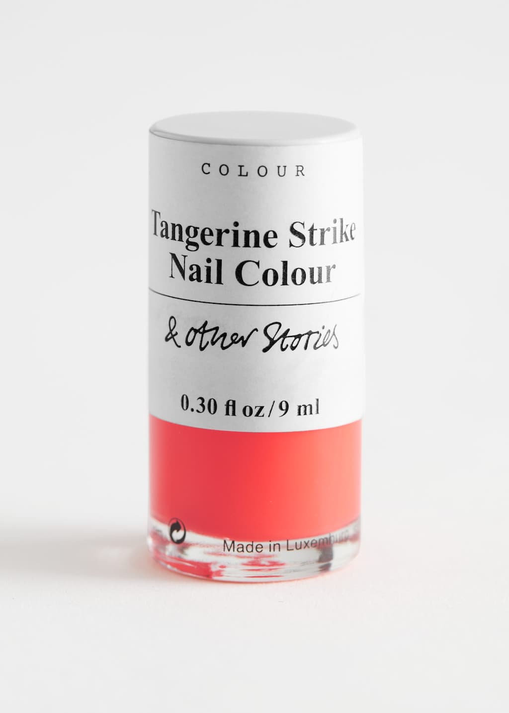 Laca de uñas - Sunlit Coral - Bodegón