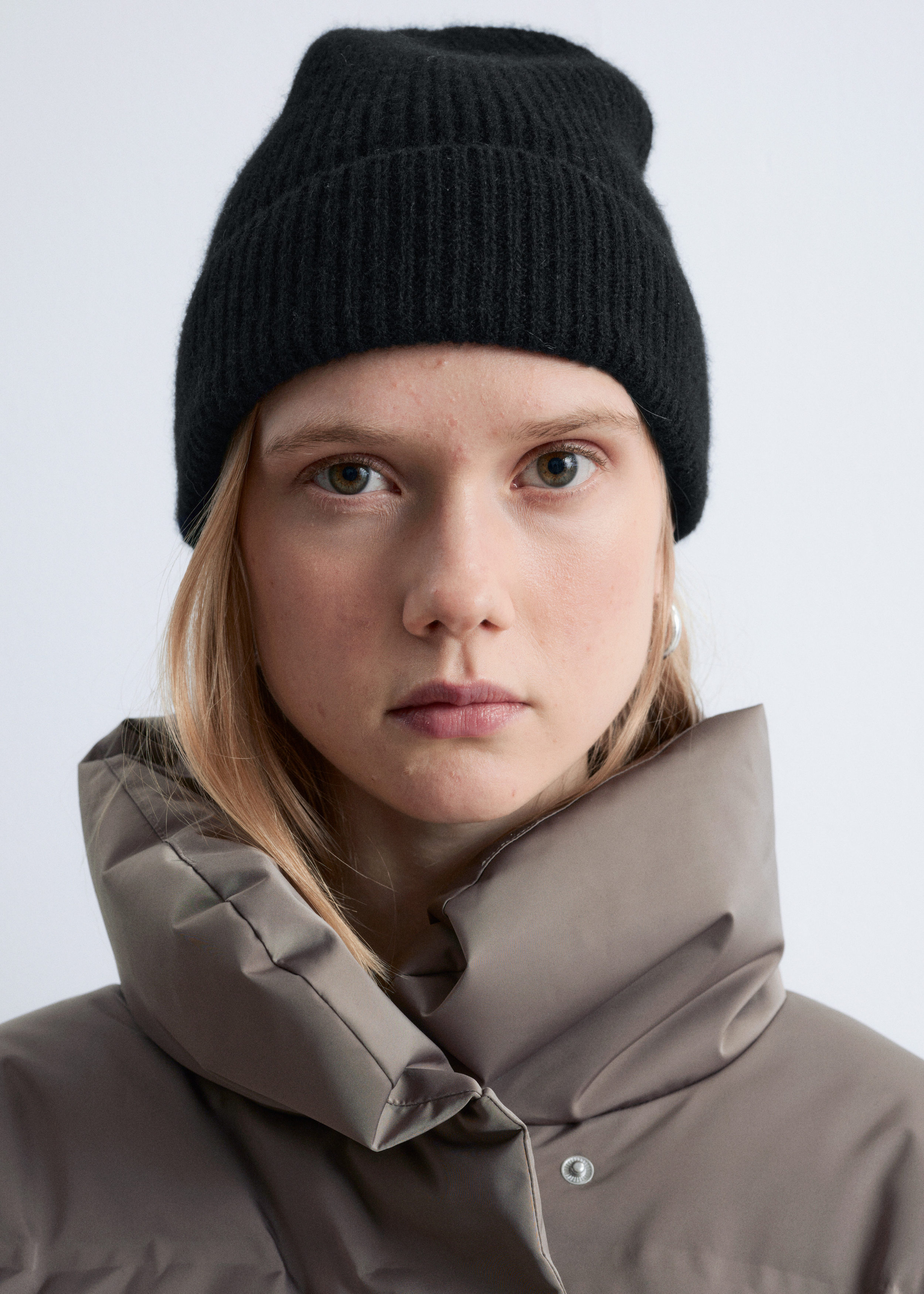 Cashmere Beanie - Black - Accessories - & Other Stories GB
