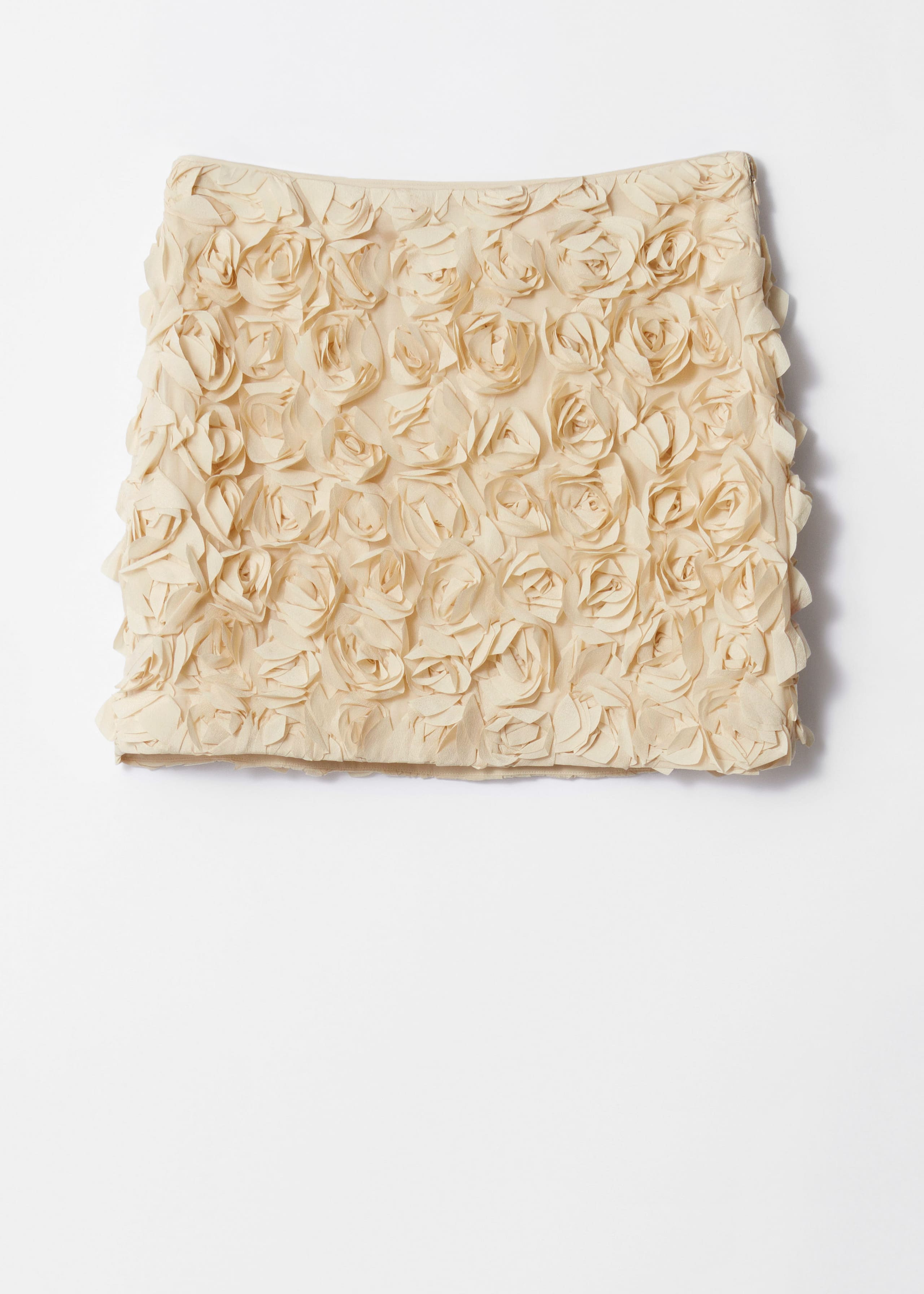 Minifalda con volantes y flores en relieve