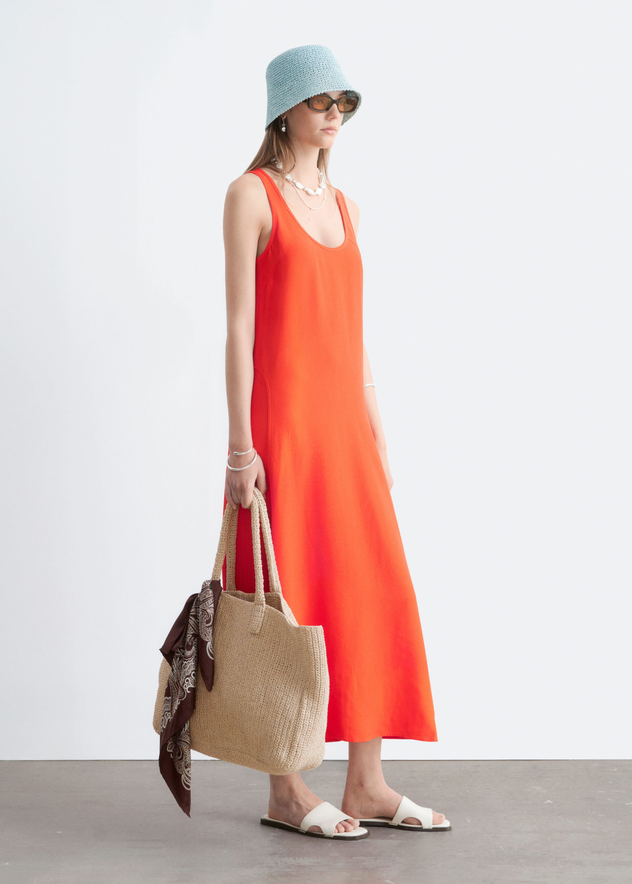 Scoop-Neck Midi Dress - Light Yellow - Lookbook