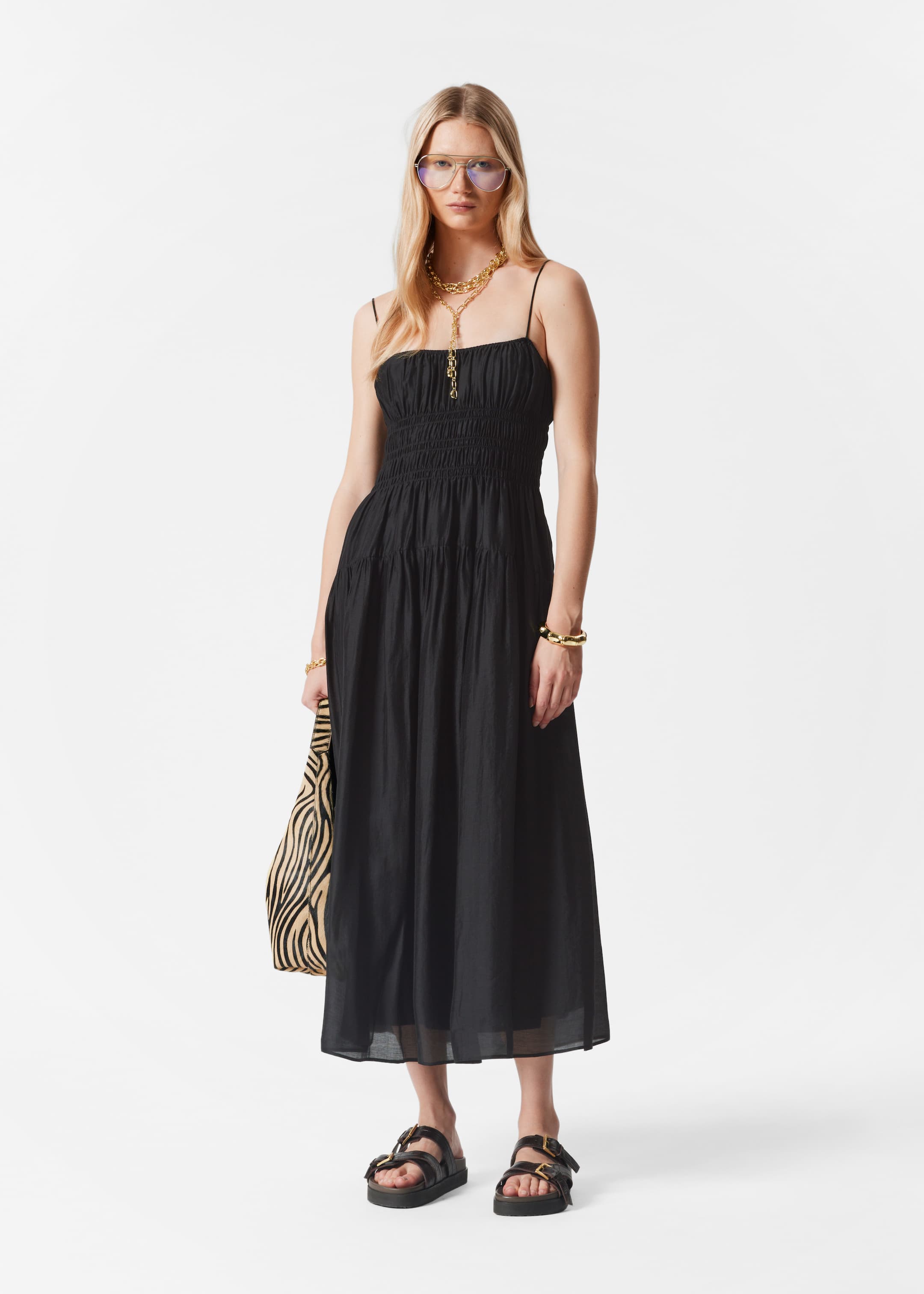 Agrandir l'image: Robe midi froncée - Noir - FEMME | H&M FR 1