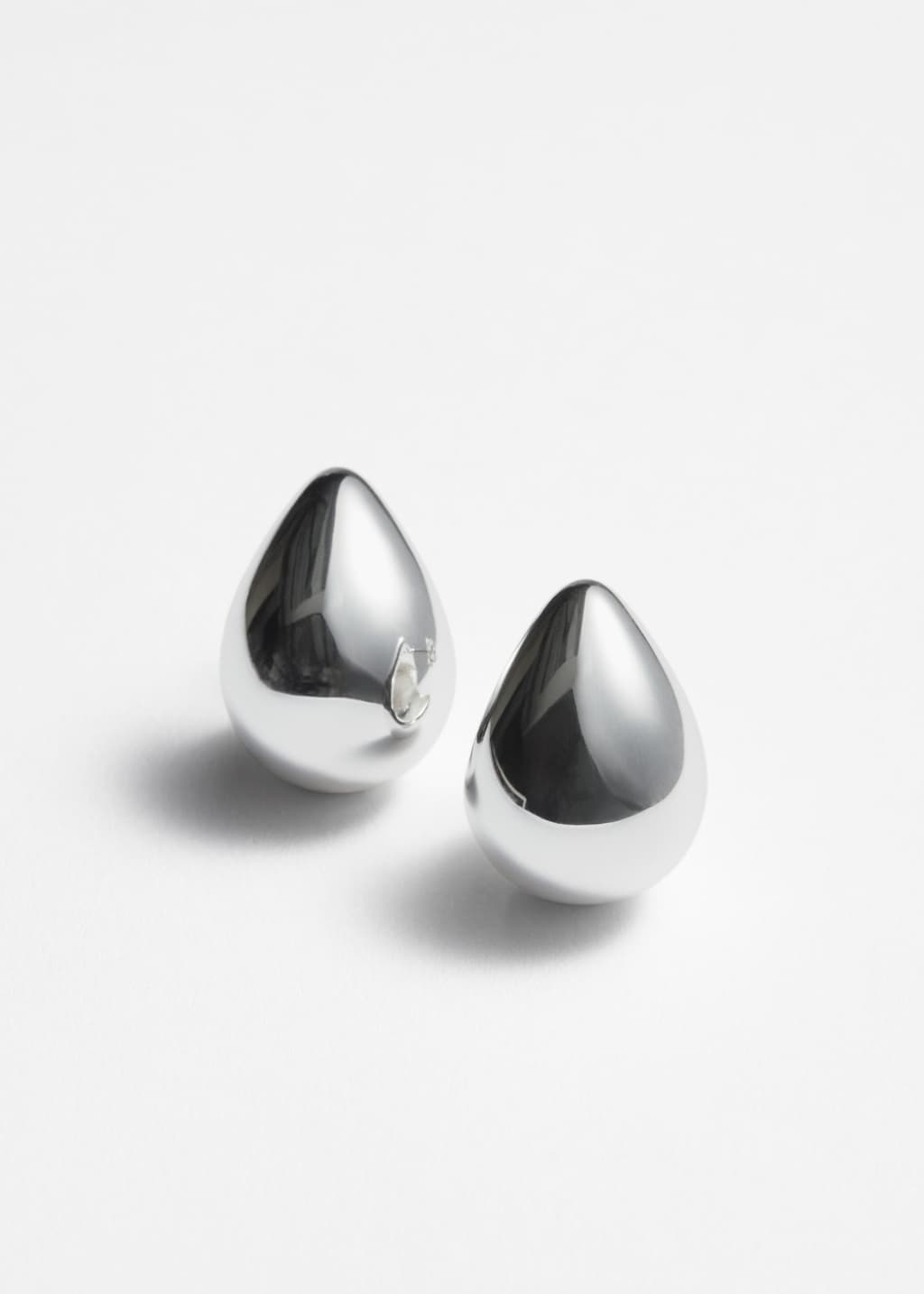 Chunky Teardrop Earrings - Gold - Still Life