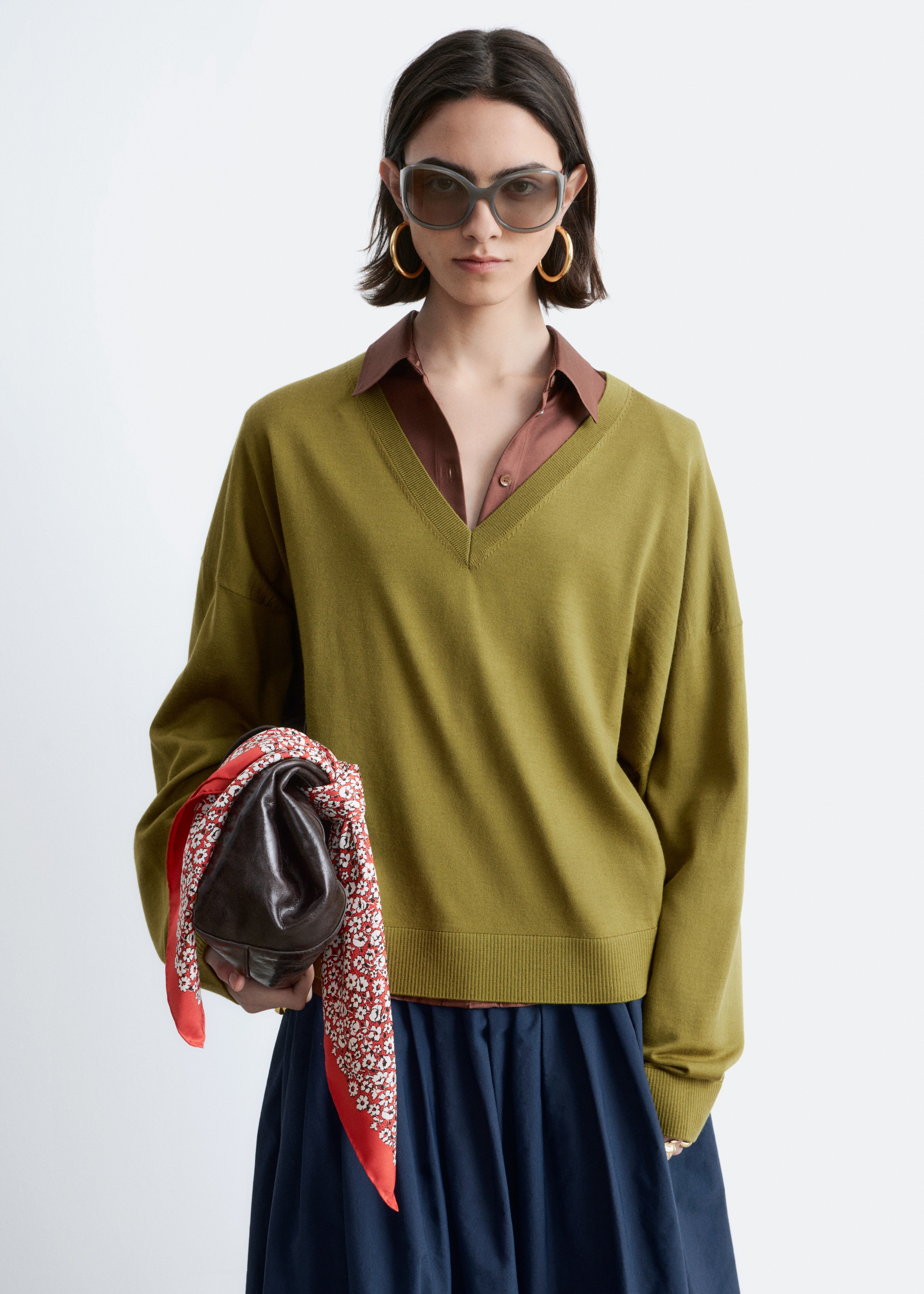 Wollen trui met V-hals - Kakigroen/Lichtturkoois gemêleerd/Donkerblauw