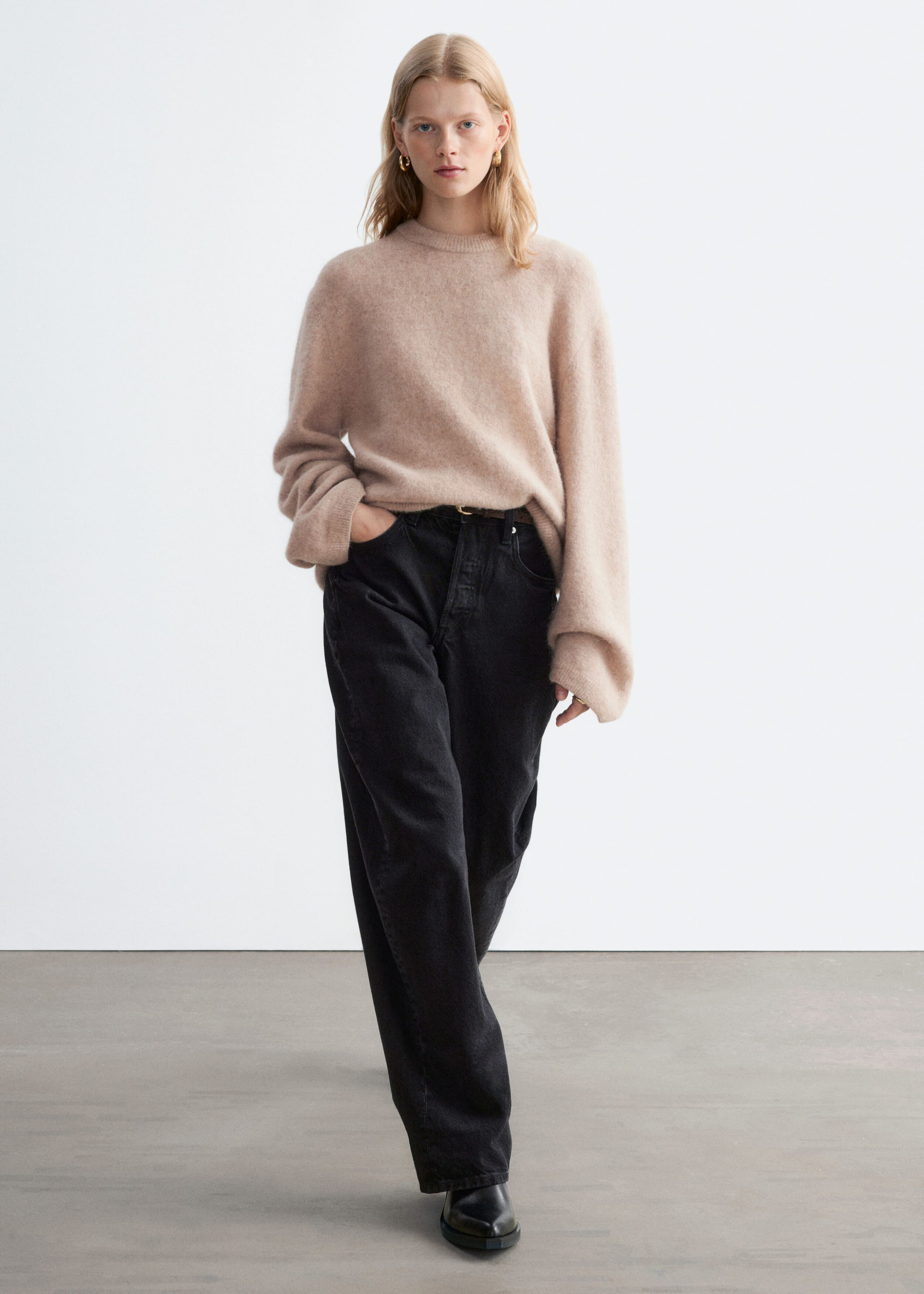 Alpaca-Blend Jumper - Beige - Lookbook