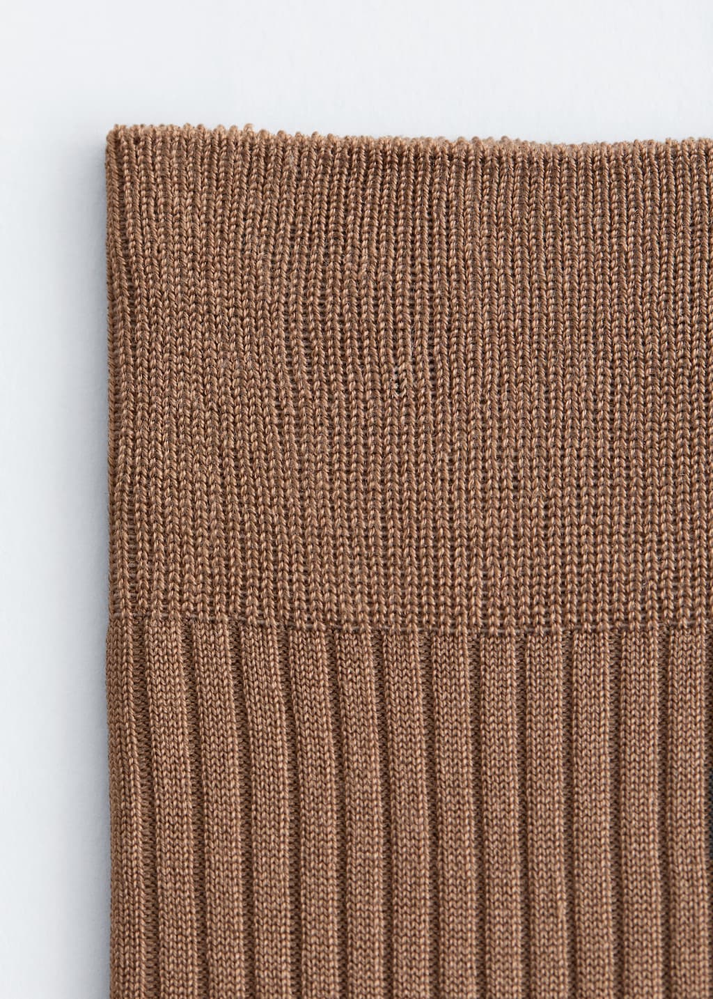 Image of Gerippte Socken aus Seide