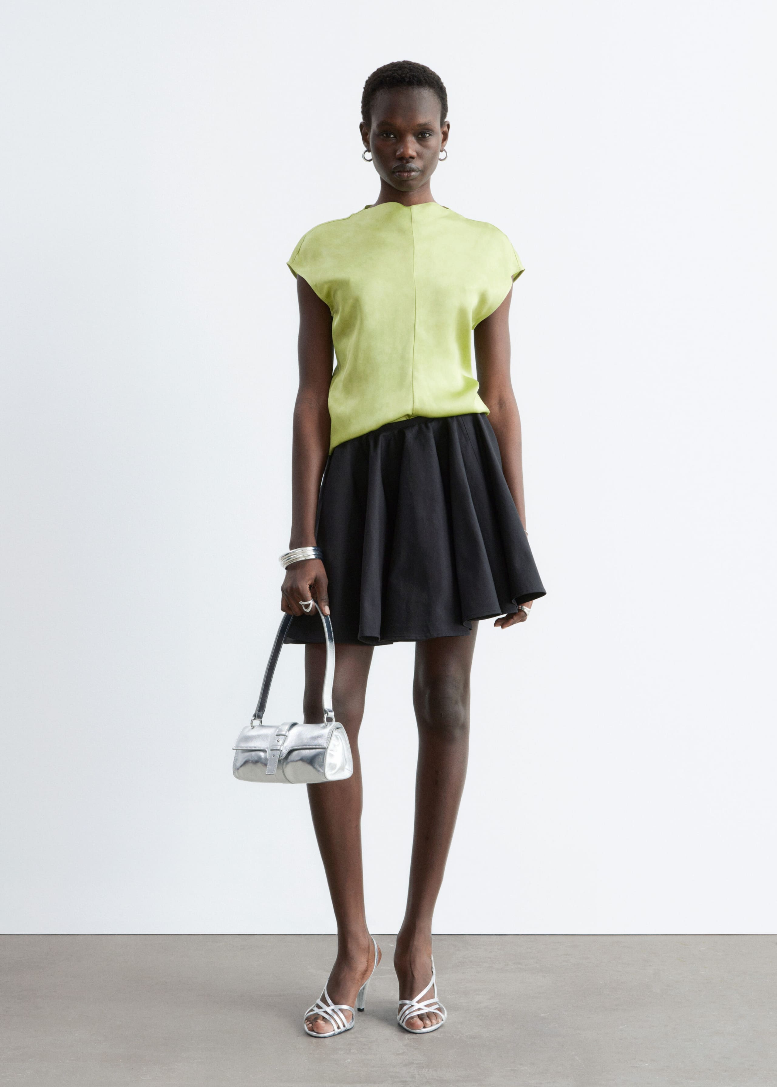 Textured Viscose Sleeveless Top - Green - Lookbook