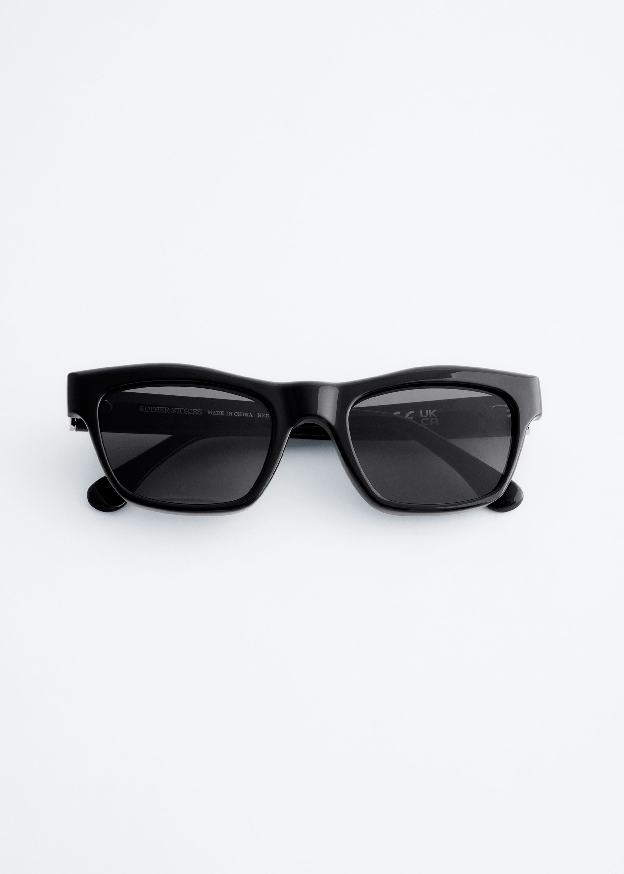 Chunky Rectangle Sunglasses - Black - Still Life