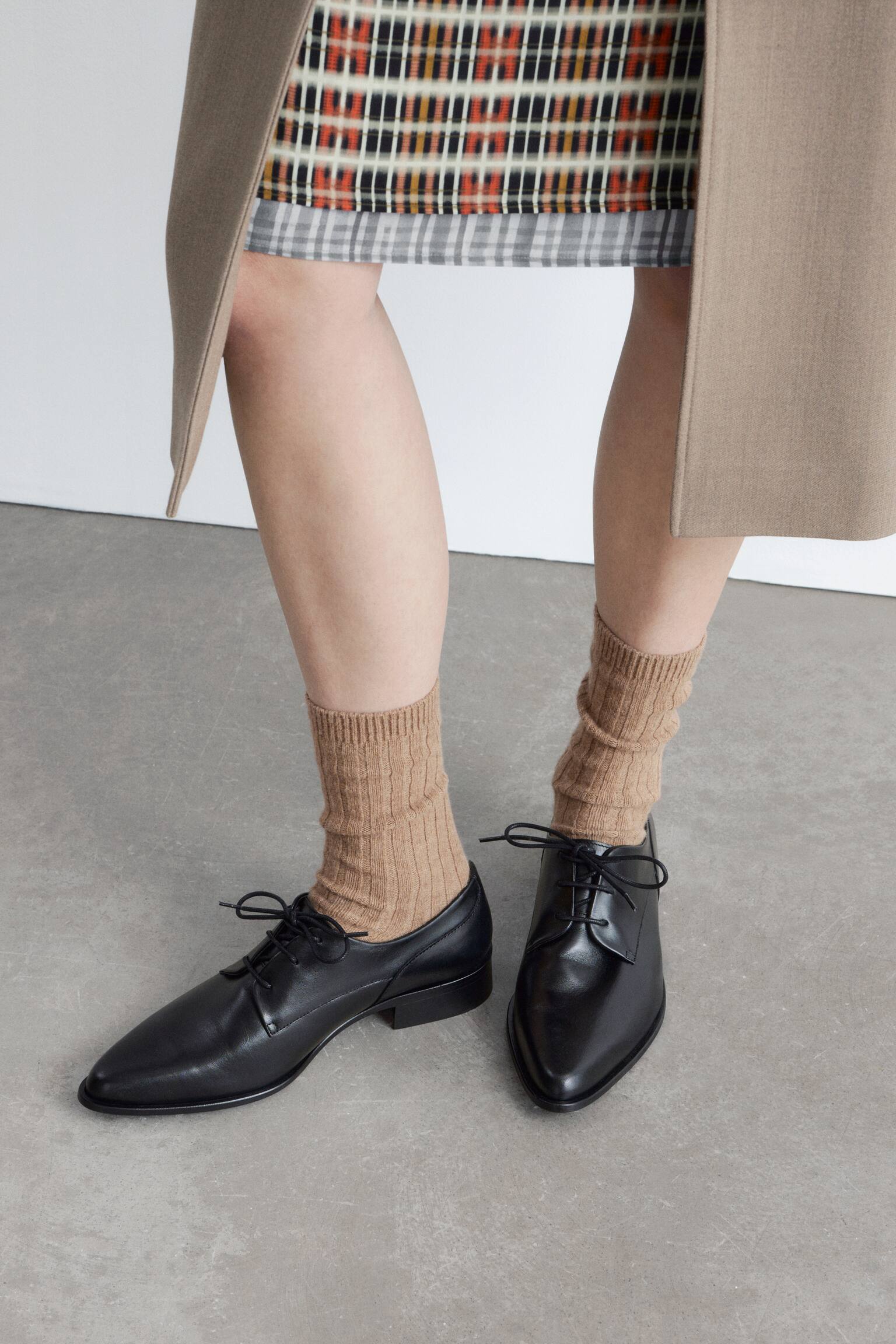 נעלי דרבי מעור - שחור - 3