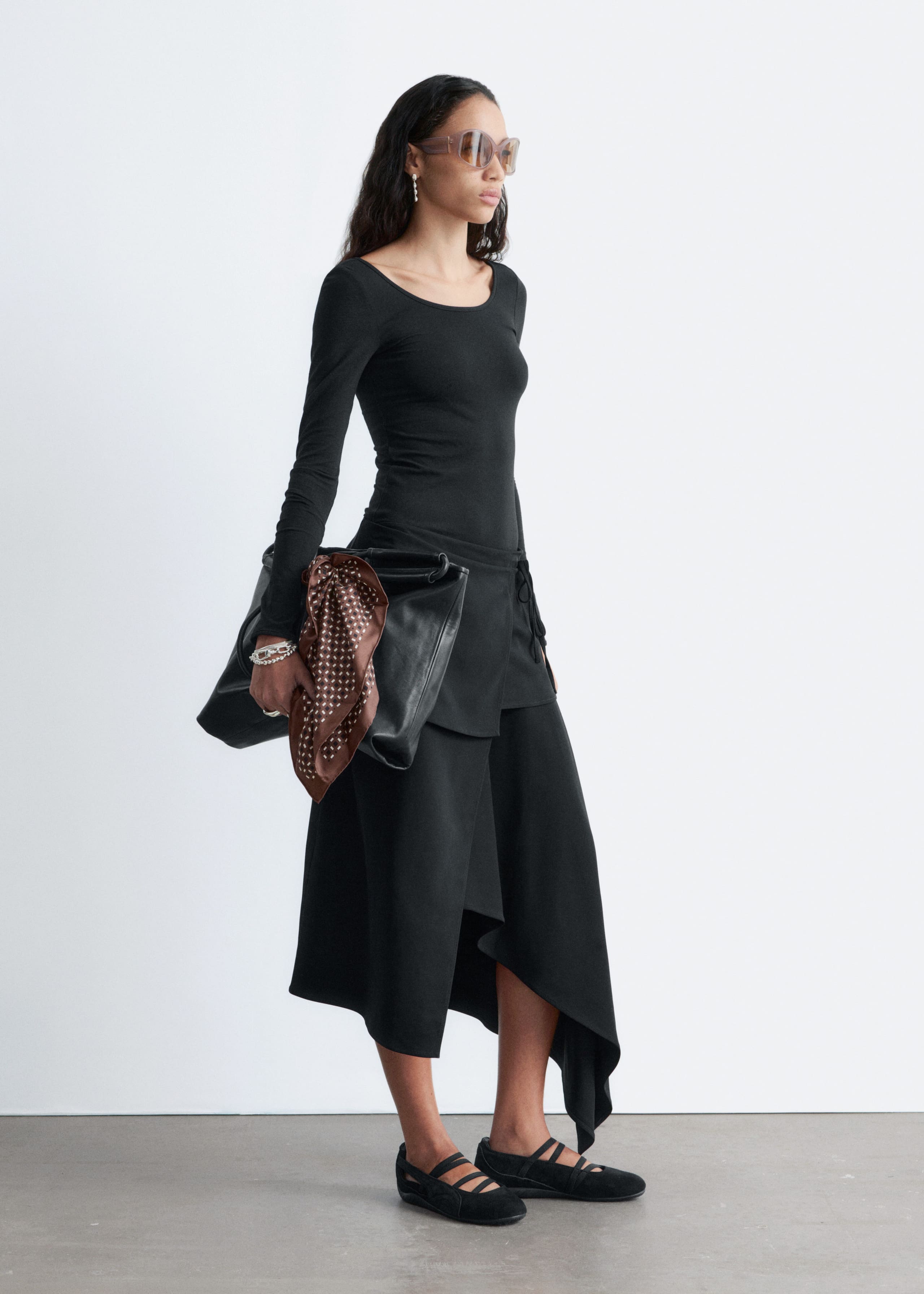 Image of Top z długim rękawem i okrągłym dekoltem