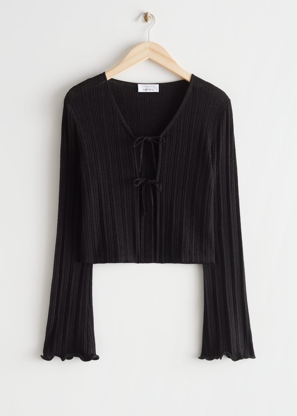 Cardigan med knytband – Svart – stilleben