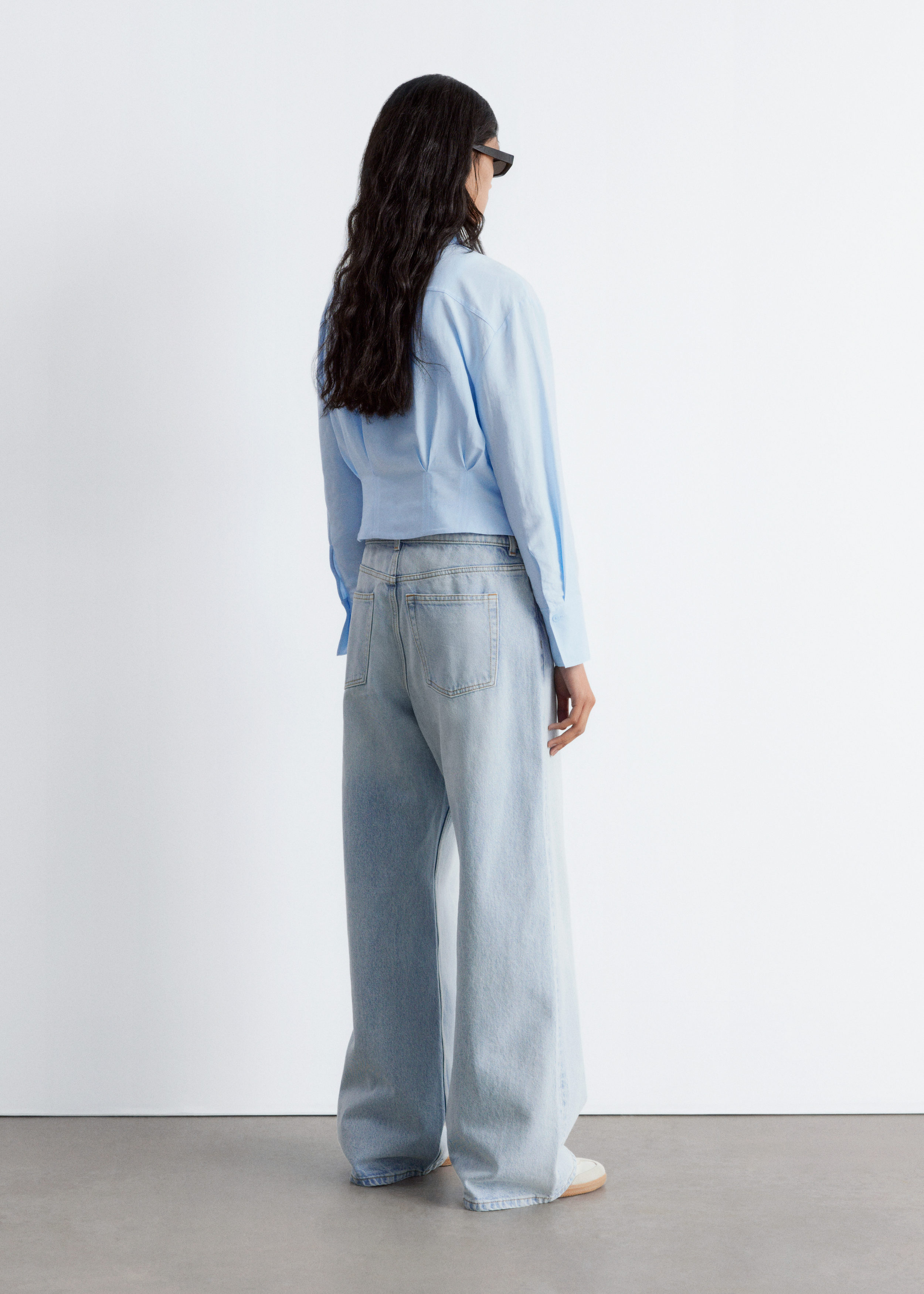 Image of Camisa de corte ajustado a la cintura