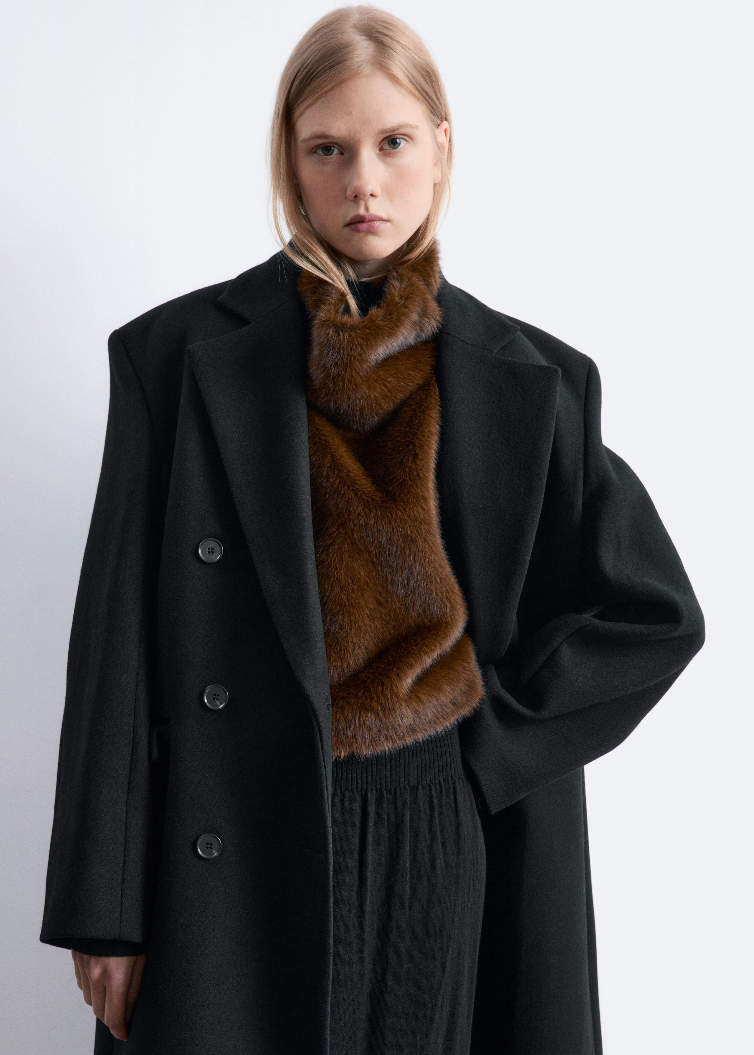 Image of Faux Fur Bib Collar