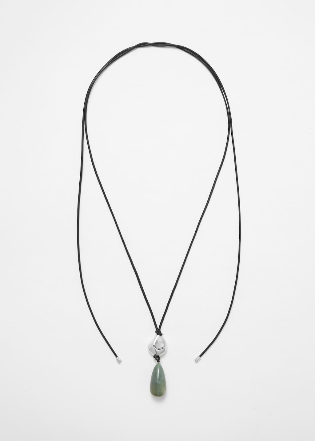 Collier en cordon avec pendentif en pierre