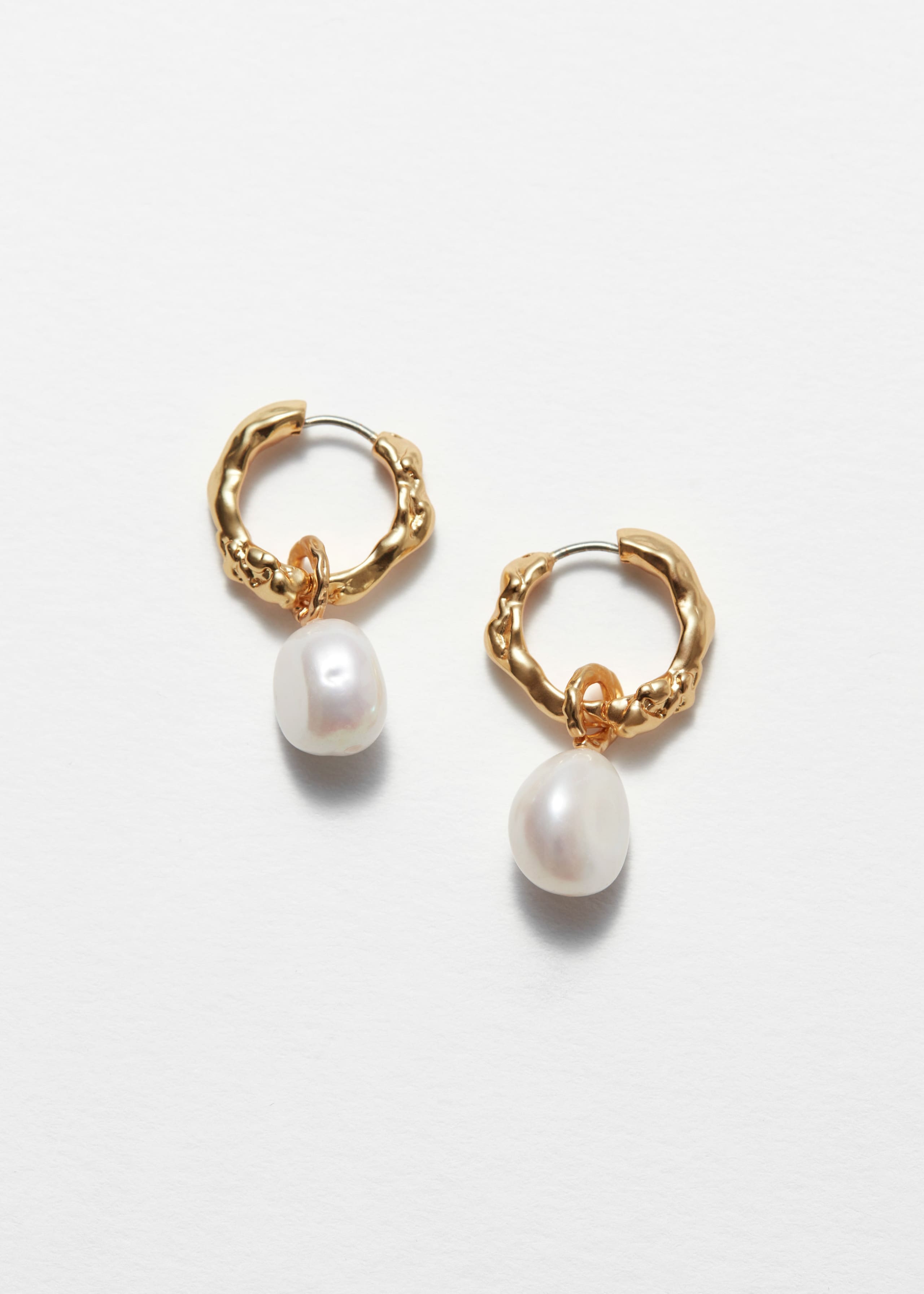 Sculpted Pearl Drop Hoop Earrings - Gold - Still Life