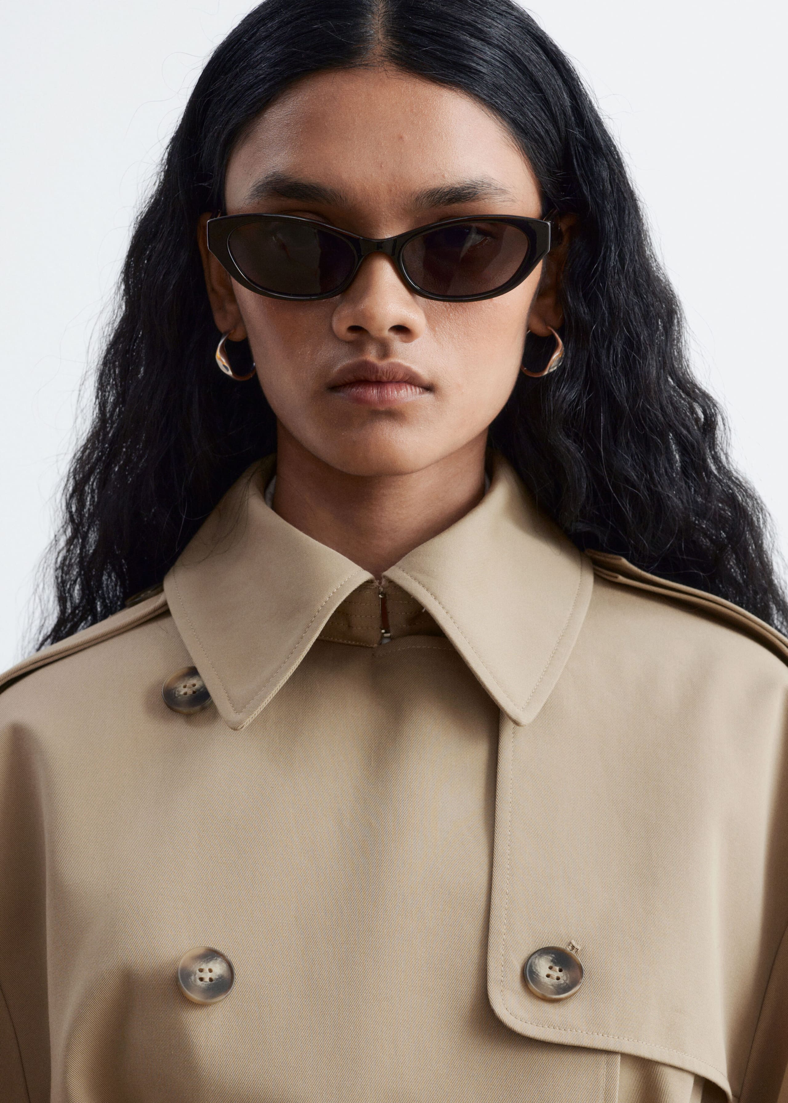 Kurzer Trenchcoat - Beige - Lookbook