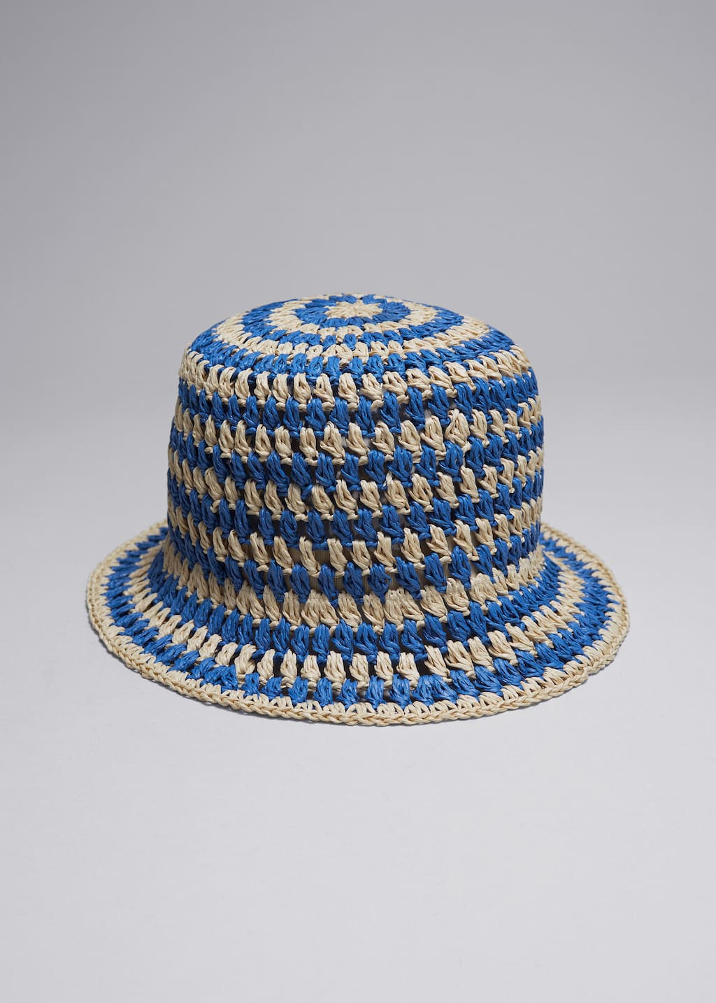Image of Gorro de paja de ganchillo