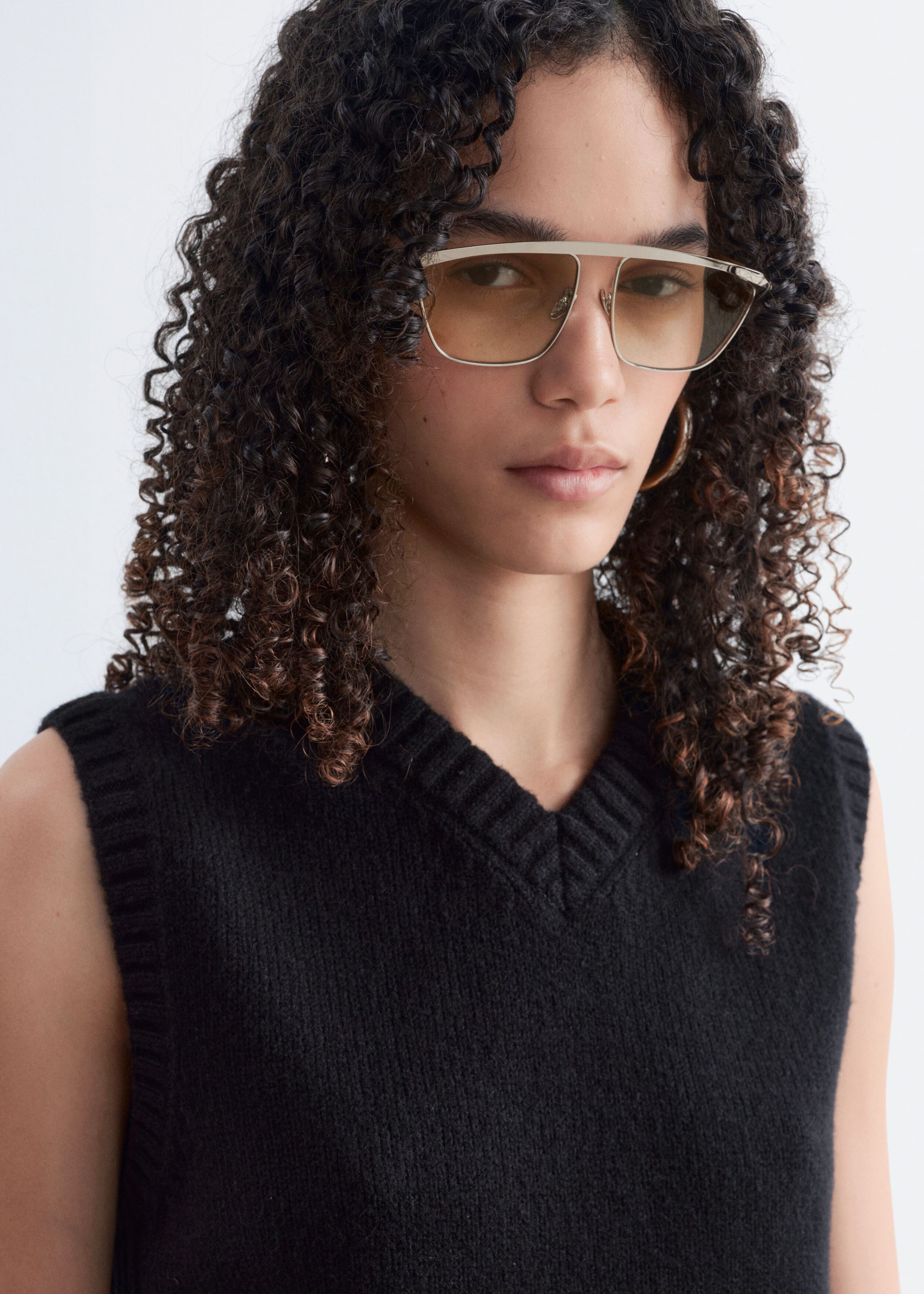 Wool-Cotton Knitted Vest - Black - Lookbook